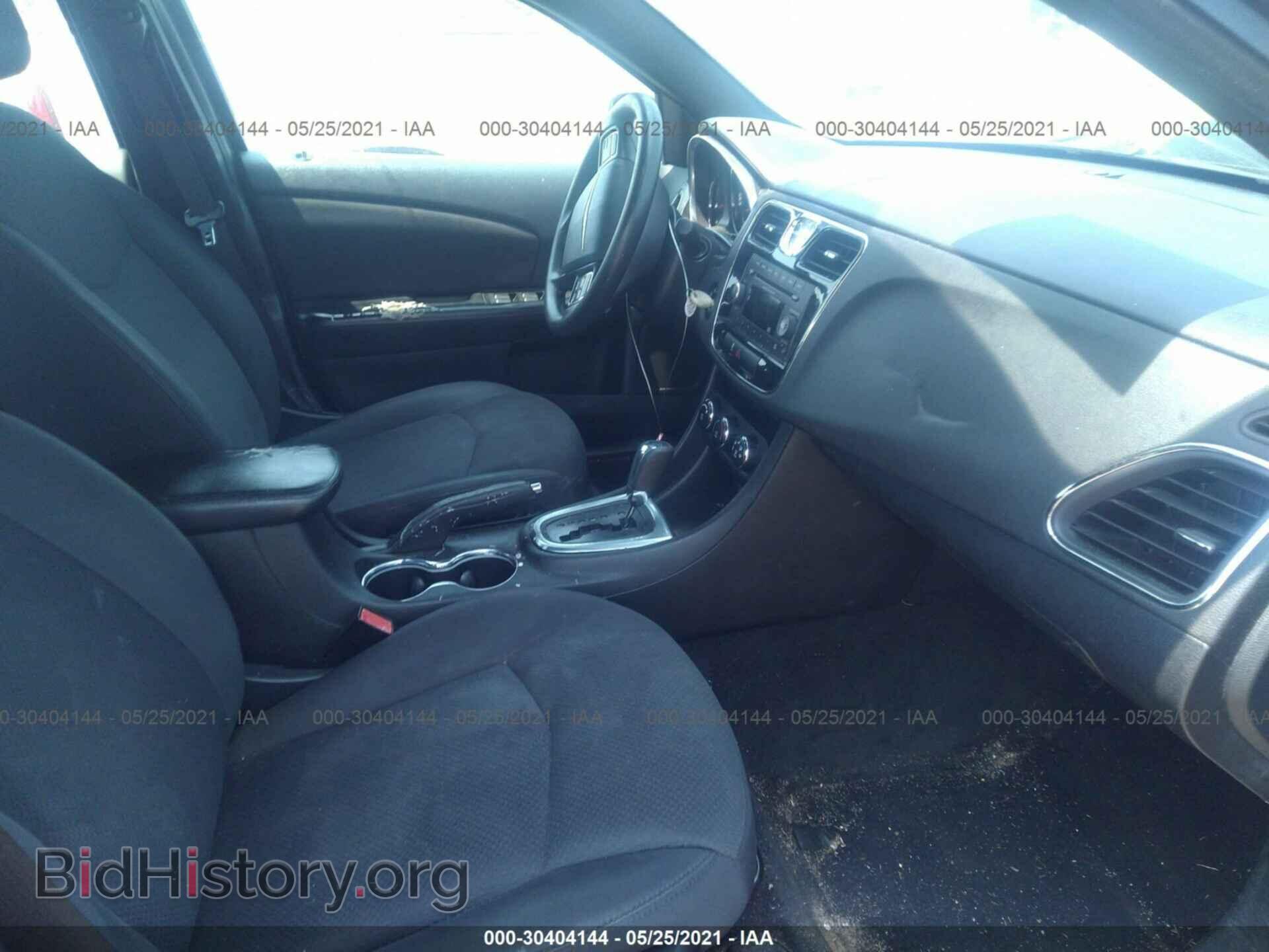 2013 CHRYSLER 200 - VIN: 1C3CCBAB1DN705029 - Фото 5