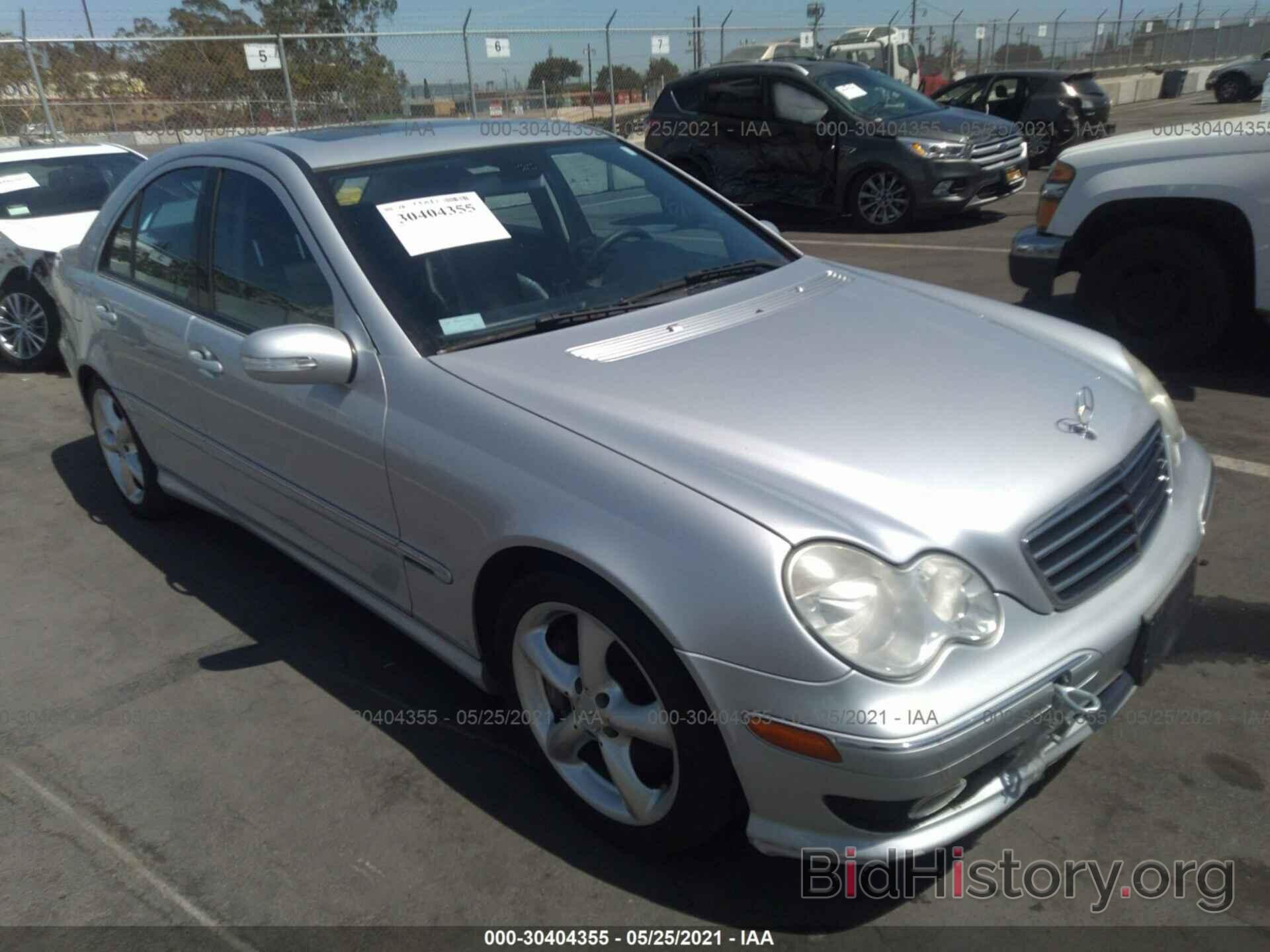 Фотография WDBRF56H56F762079 - MERCEDES-BENZ C-CLASS 2006