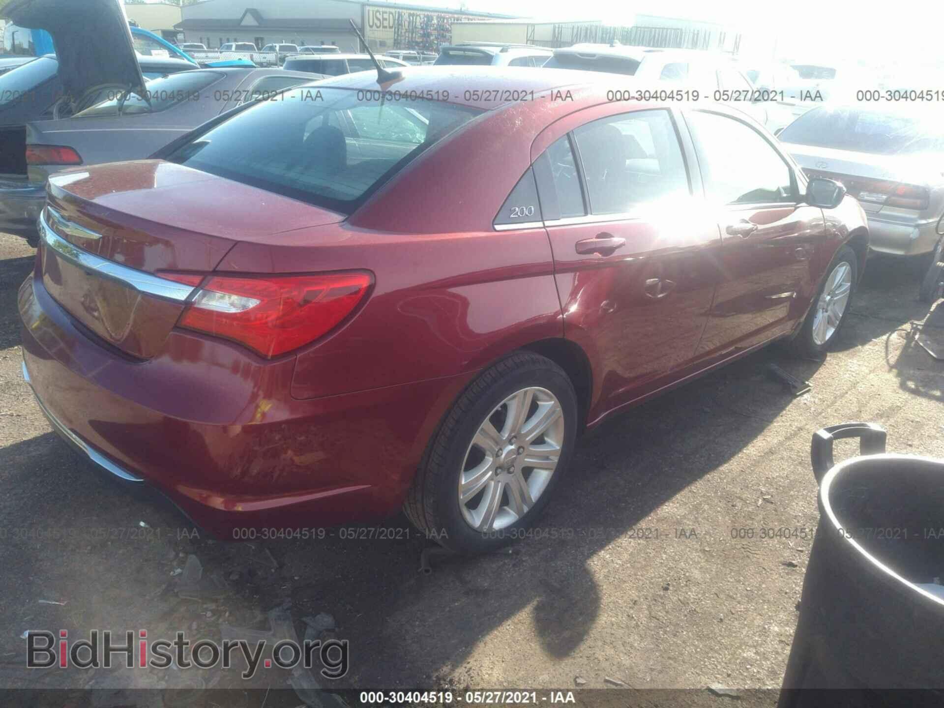 2013 CHRYSLER 200 - VIN: 1C3CCBBB2DN745876 - Фото 4