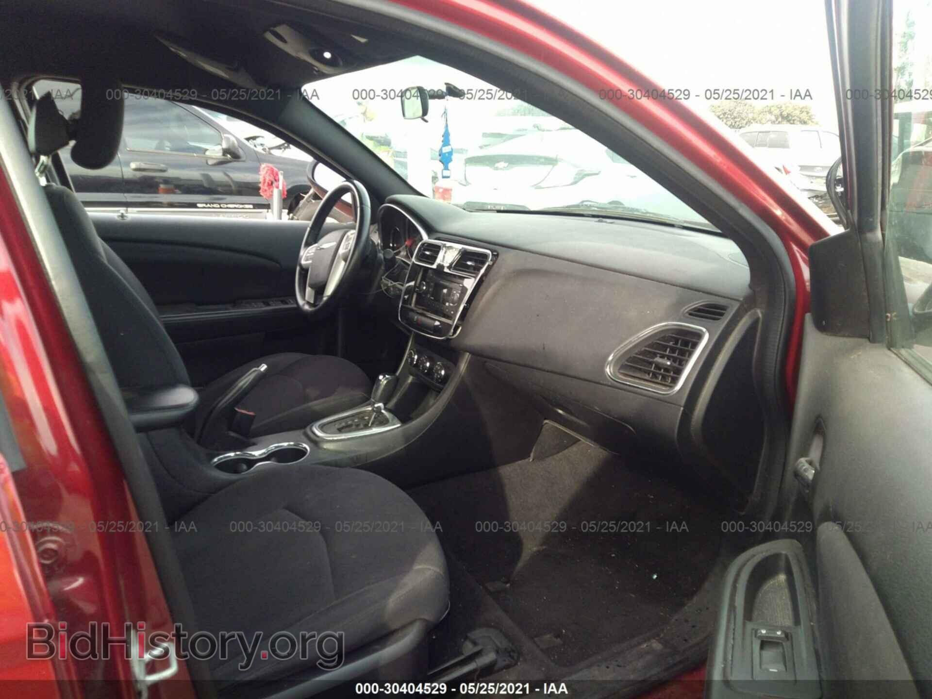 2014 CHRYSLER 200 - VIN: 1C3CCBBG4EN115001 - Фото 5