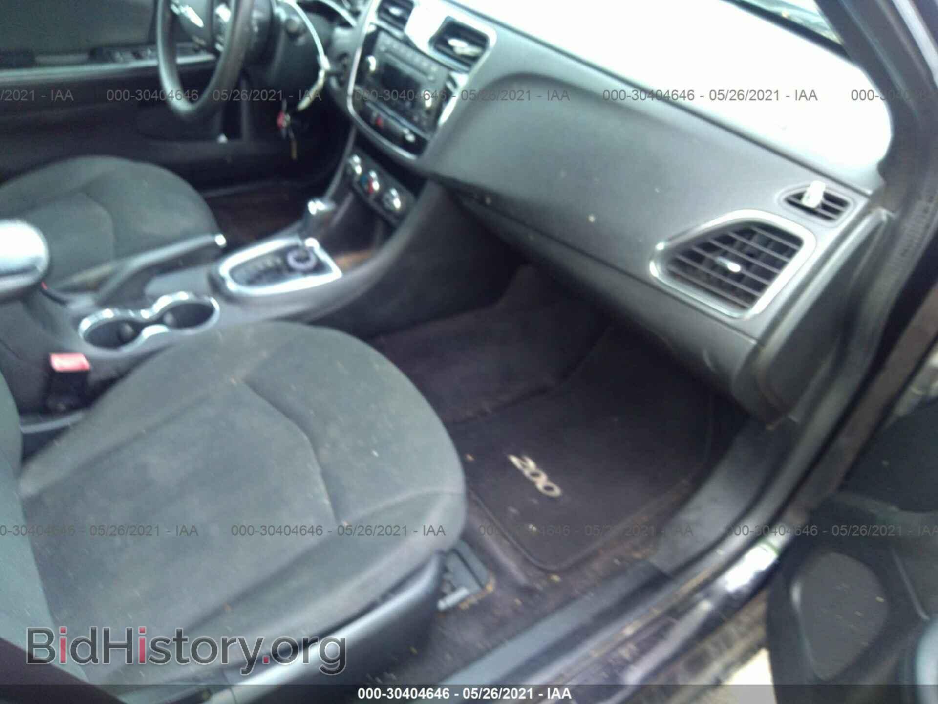 2012 CHRYSLER 200 - VIN: 1C3CCBAB0CN172377 - Фото 5