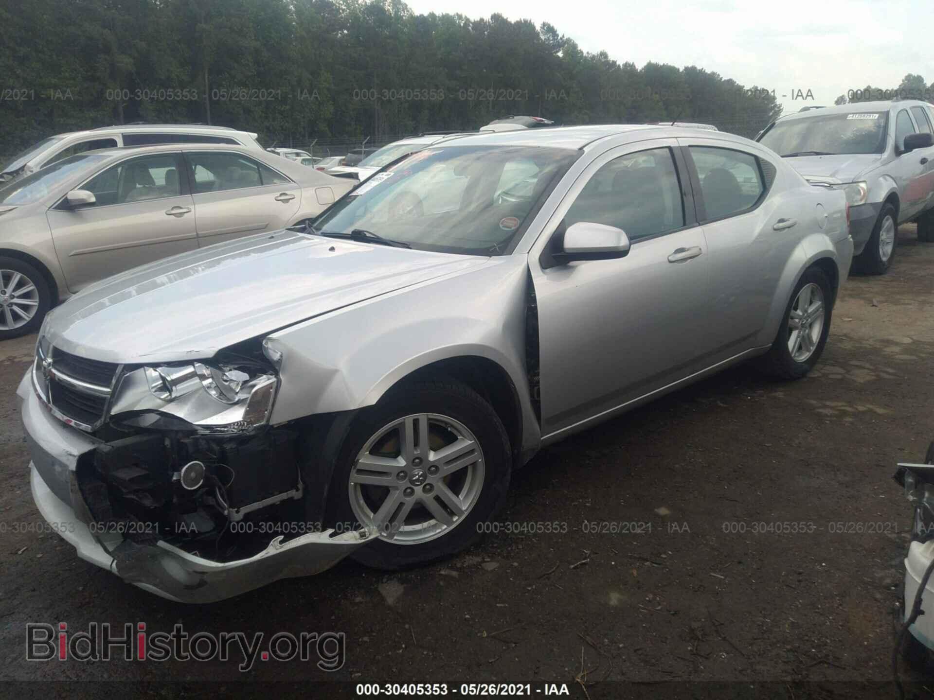 2010 DODGE AVENGER - VIN: 1B3CC5FB8AN214962 - Фото 2