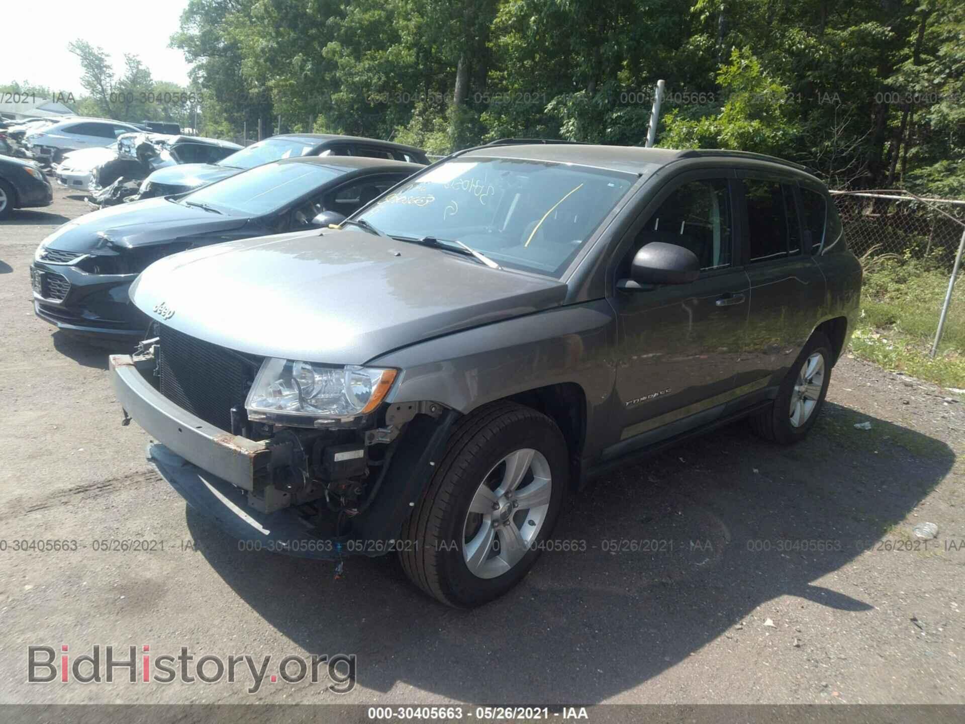 2011 JEEP COMPASS - VIN: 1J4NF1FB1BD282433 - Photo 2