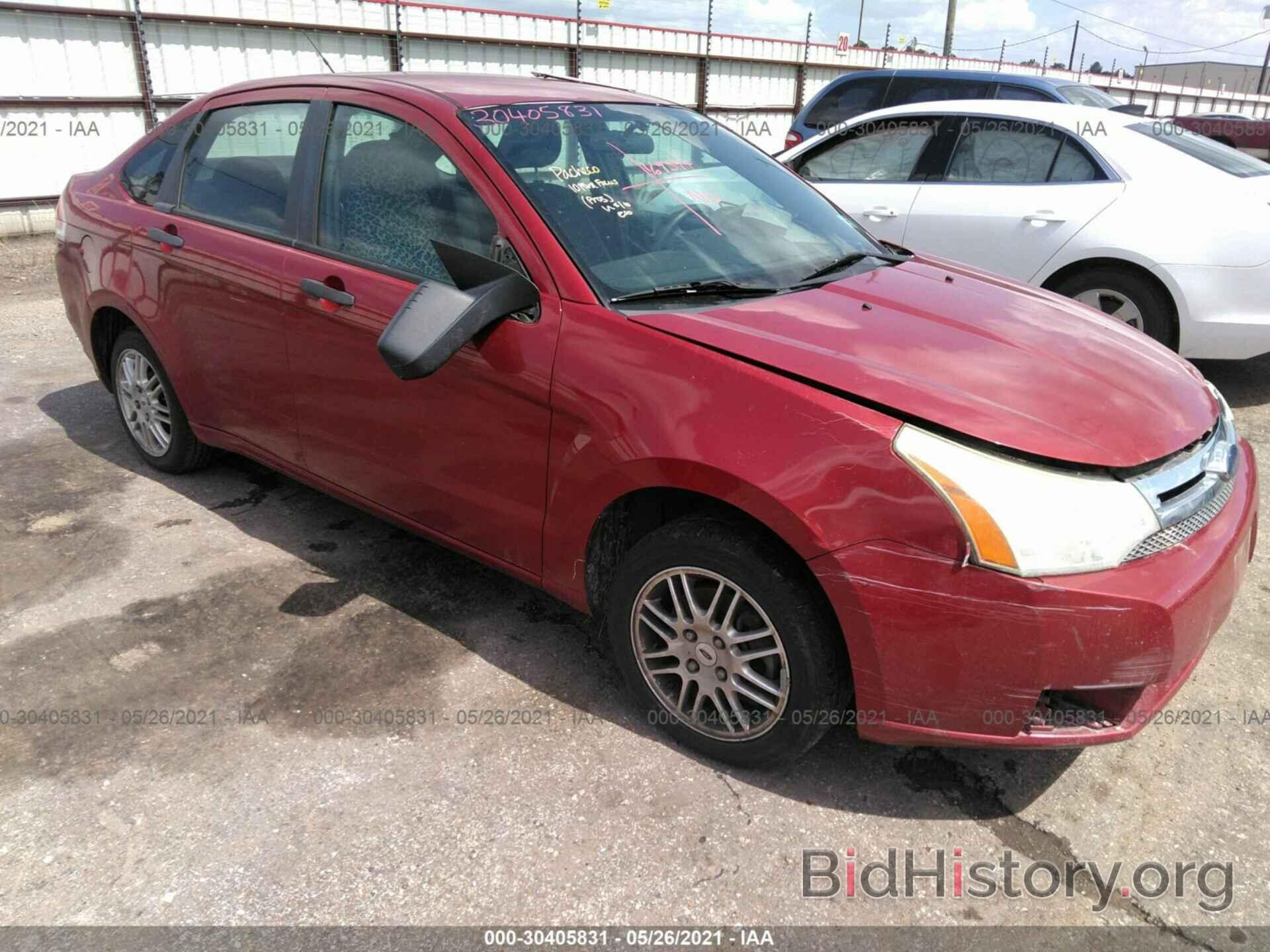 Photo 1FAHP3FN9AW212774 - FORD FOCUS 2010