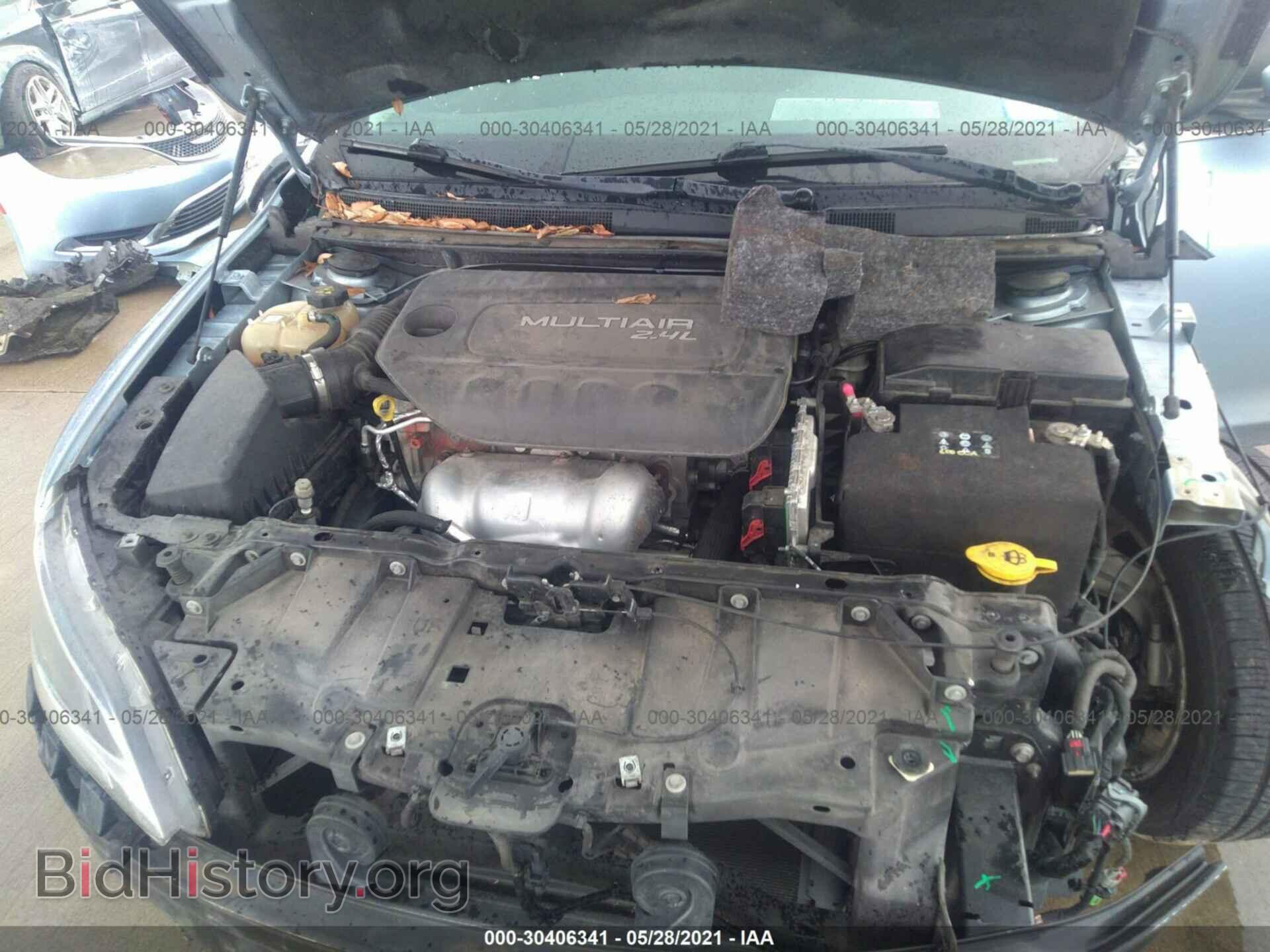 2015 CHRYSLER 200 - VIN: 1C3CCCAB9FN665923 - Фото 10