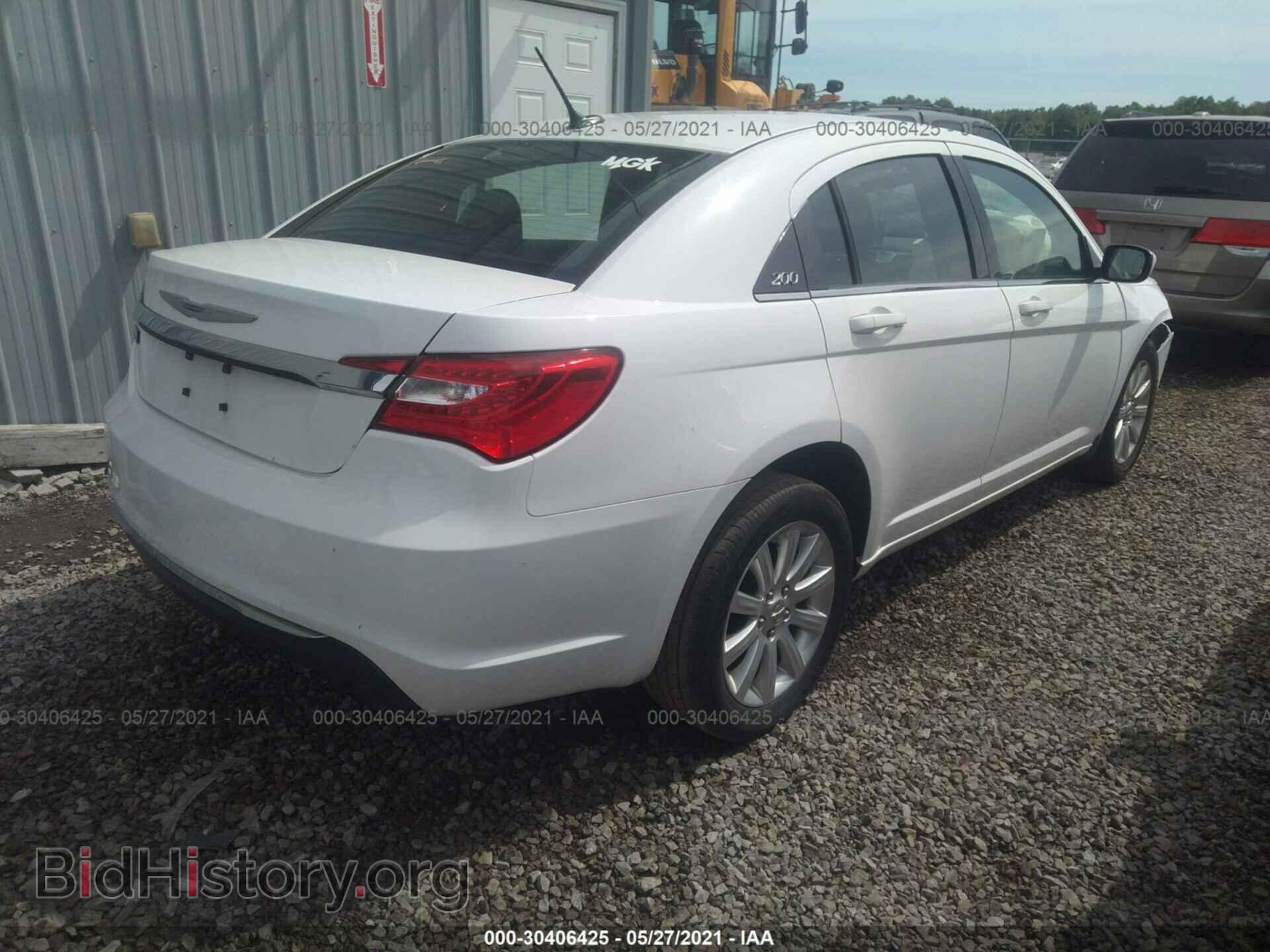 2013 CHRYSLER 200 - VIN: 1C3CCBBB2DN514105 - Фото 4
