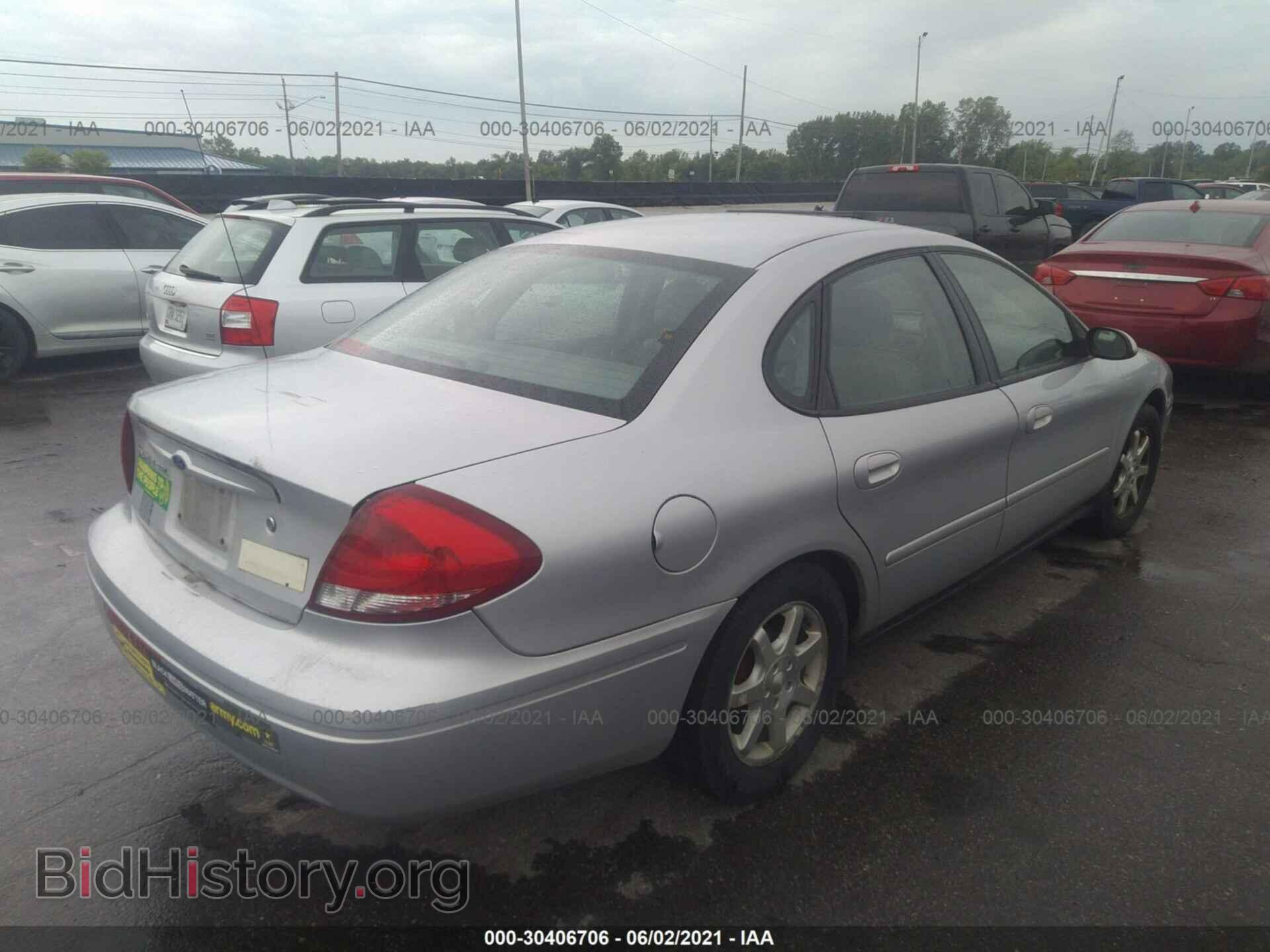 2006 FORD TAURUS - VIN: 1FAFP56U46A246765 - Фото 4