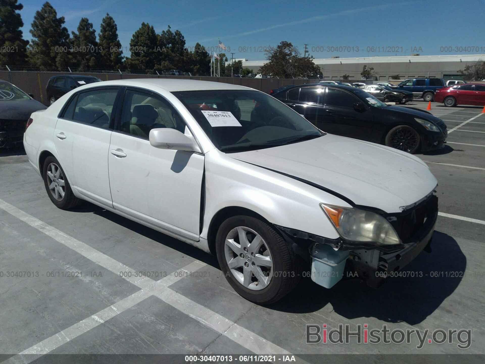 Photo 4T1BK36B18U268200 - TOYOTA AVALON 2008