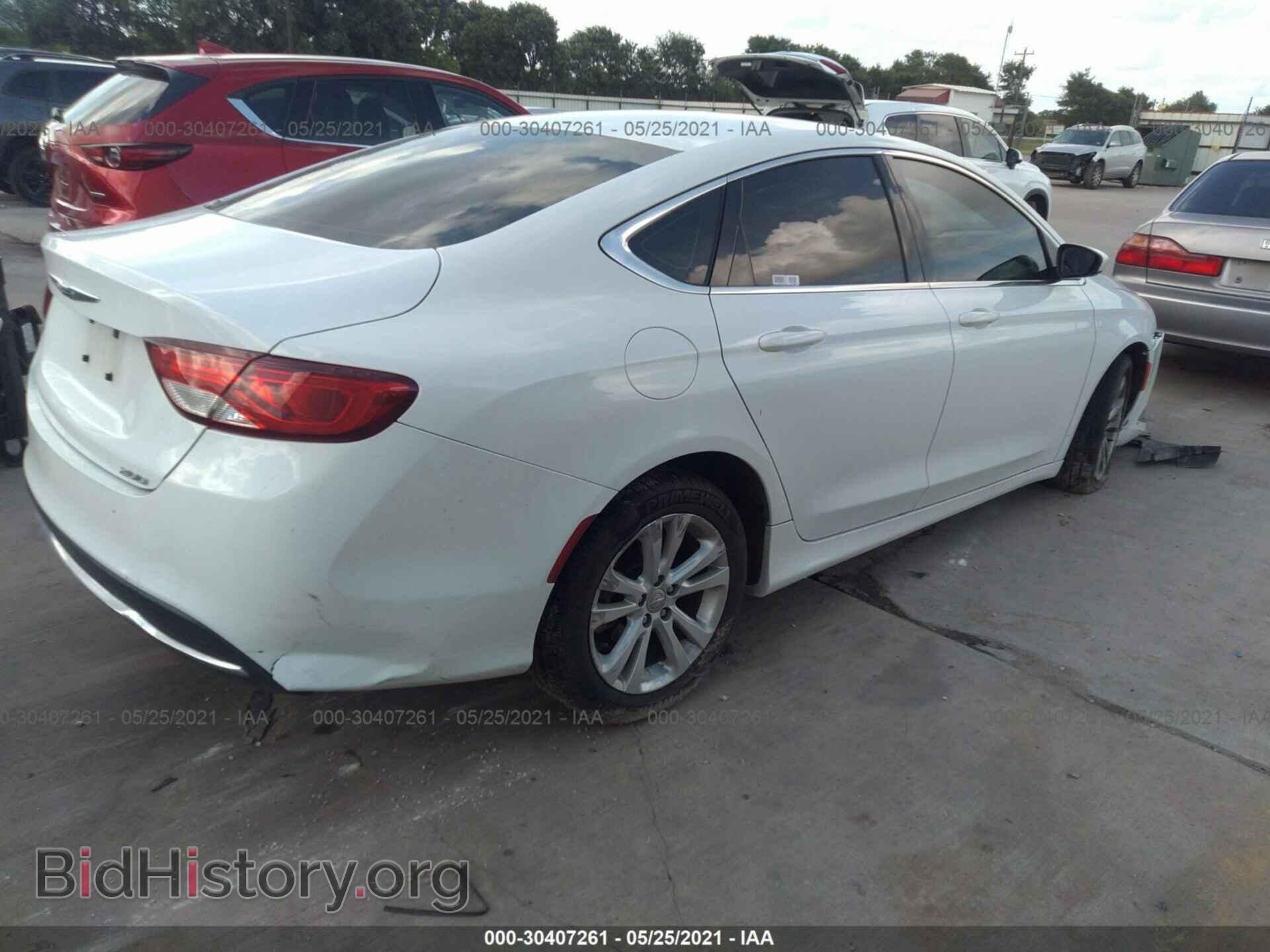 2015 CHRYSLER 200 - VIN: 1C3CCCAB4FN741810 - Photo 4