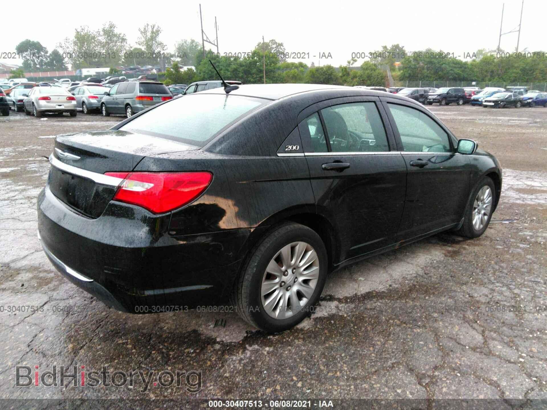2013 CHRYSLER 200 - VIN: 1C3CCBAB3DN733656 - Фото 4