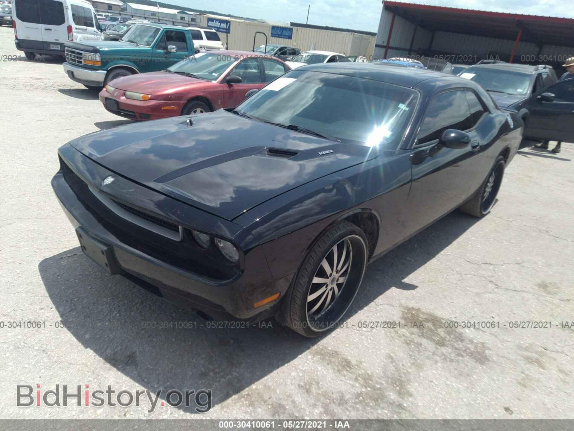 2010 DODGE CHALLENGER - VIN: 2B3CJ5DT3AH282855 - Photo 2
