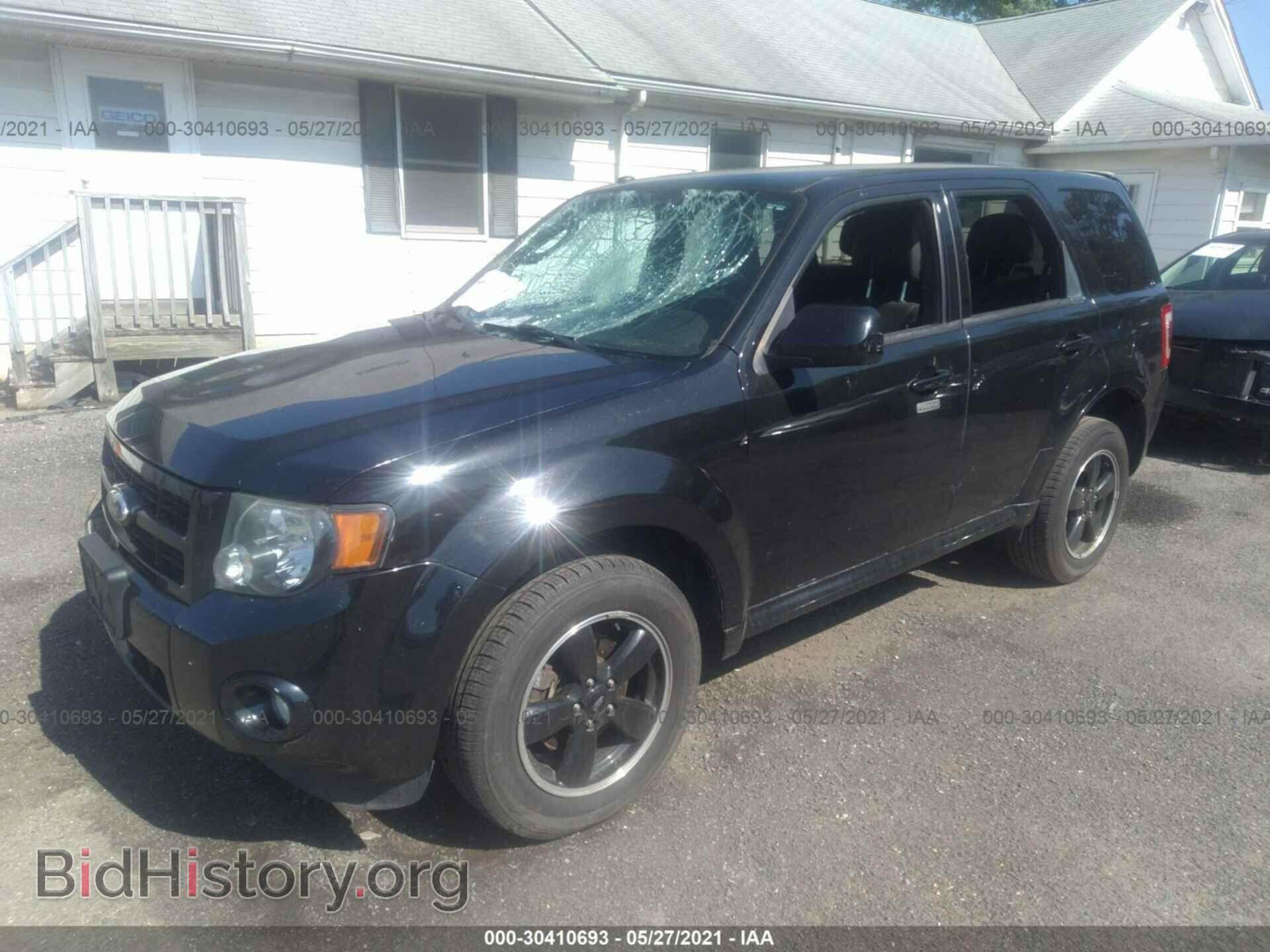 2011 FORD ESCAPE - VIN: 1FMCU0D74BKA72802 - Фото 2
