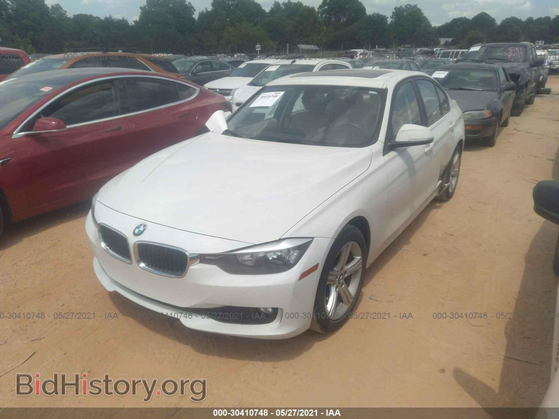 2013 BMW 3 SERIES - VIN: WBA3A5C58DF601977 - Фото 2