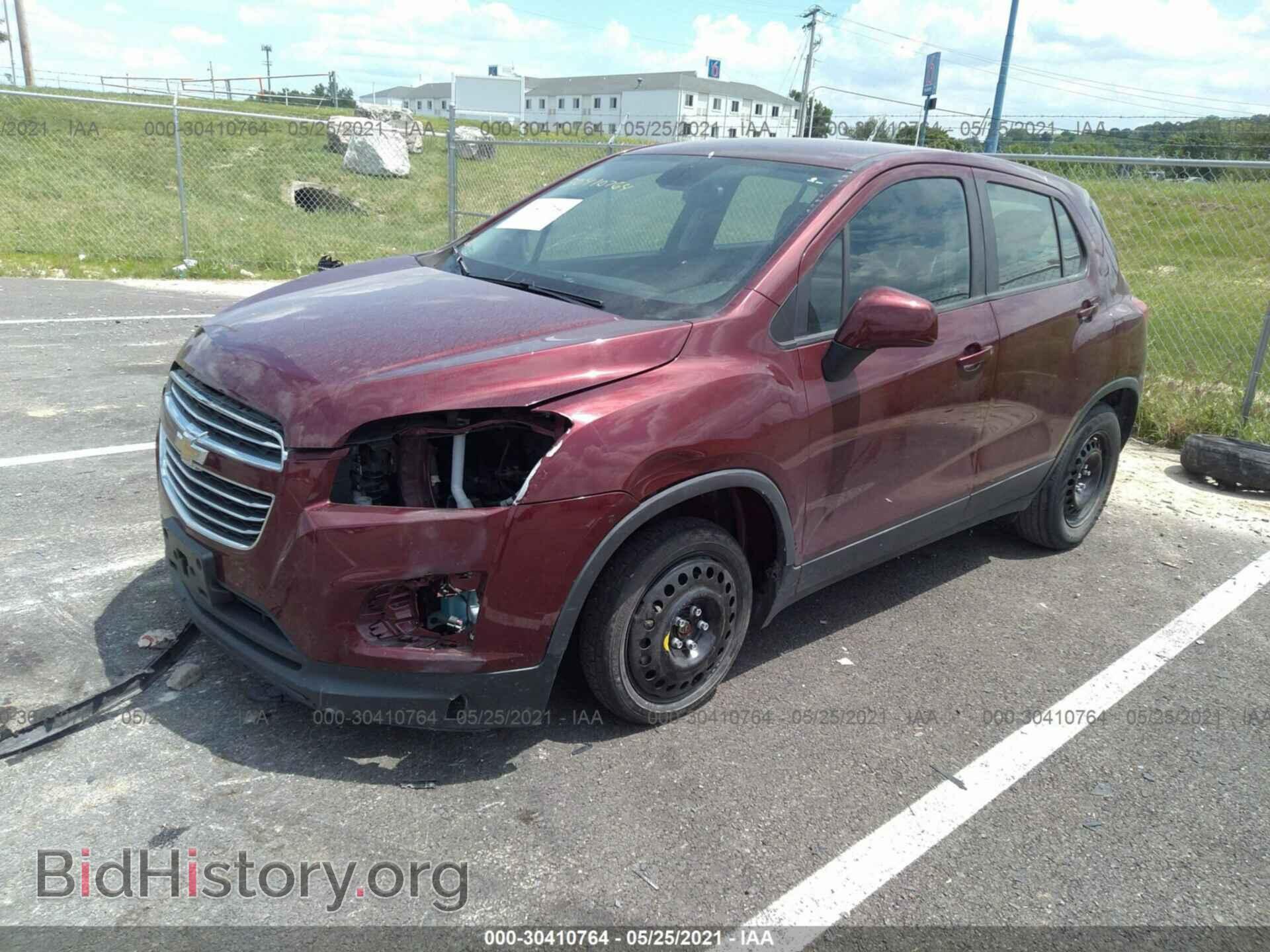 2016 CHEVROLET TRAX - VIN: 3GNCJKSB9GL240835 - Фото 2