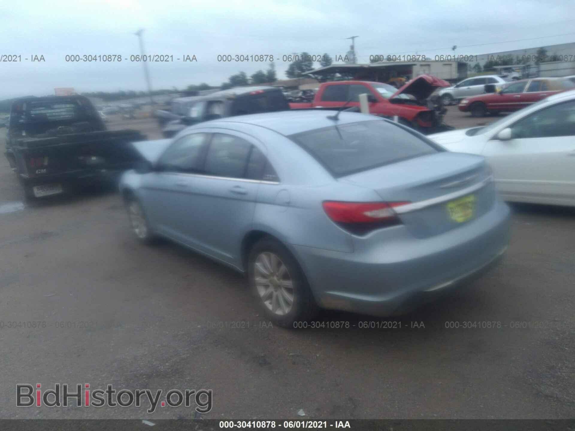 2012 CHRYSLER 200 - VIN: 1C3CCBBB2CN139816 - Фото 3