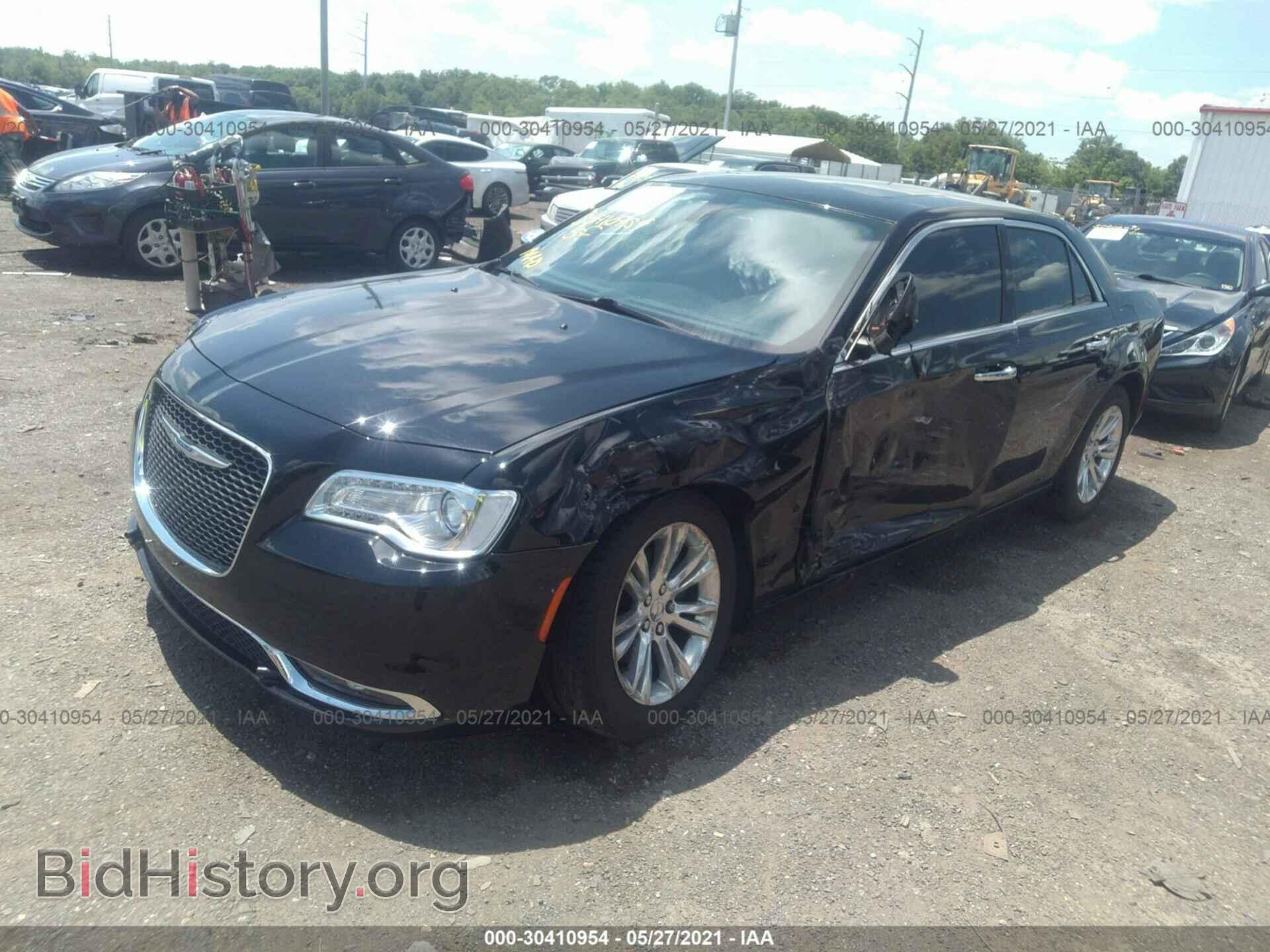 2017 CHRYSLER 300 - VIN: 2C3CCAEG1HH616222 - Фото 2