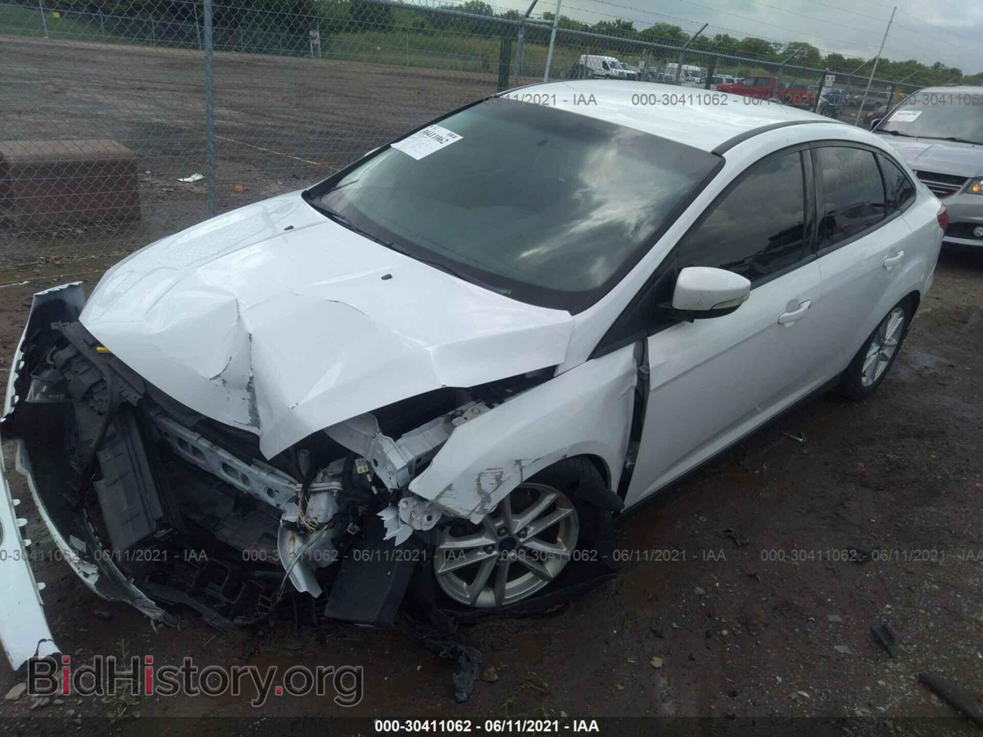2015 FORD FOCUS - VIN: 1FADP3F2XFL346562 - Photo 2