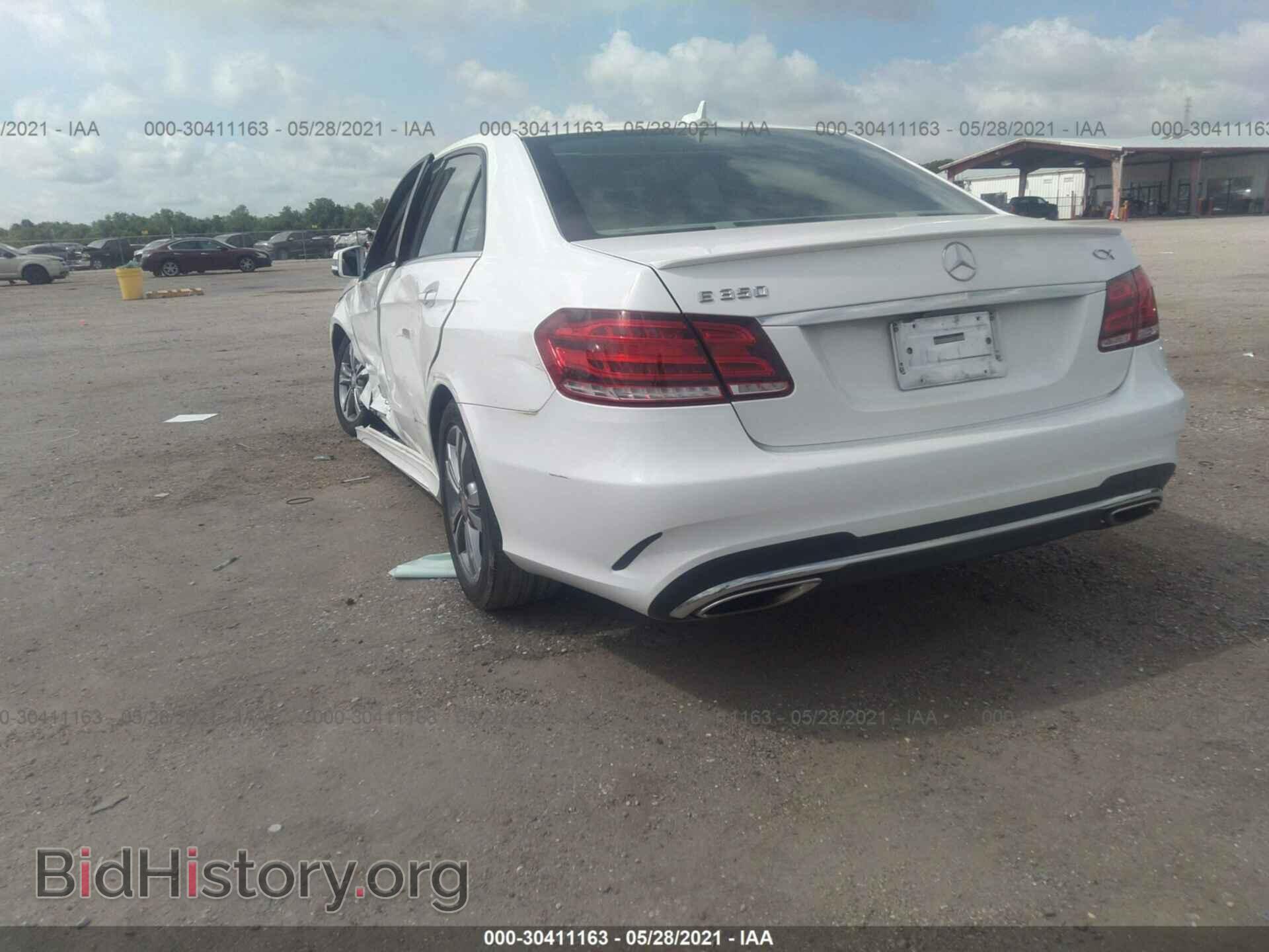 2016 MERCEDES-BENZ E-CLASS - VIN: WDDHF5KB2GB193852 - Фото 3