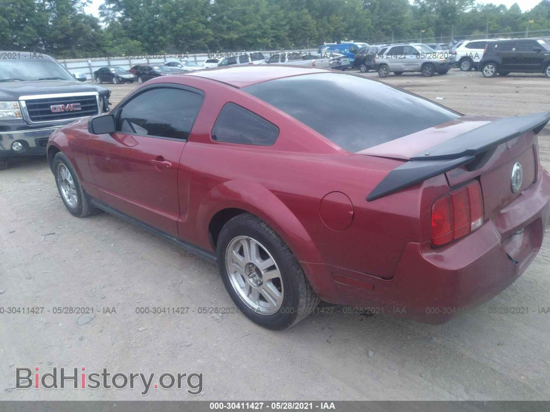 2007 FORD MUSTANG - VIN: 1ZVFT80N075240414 - Фото 3