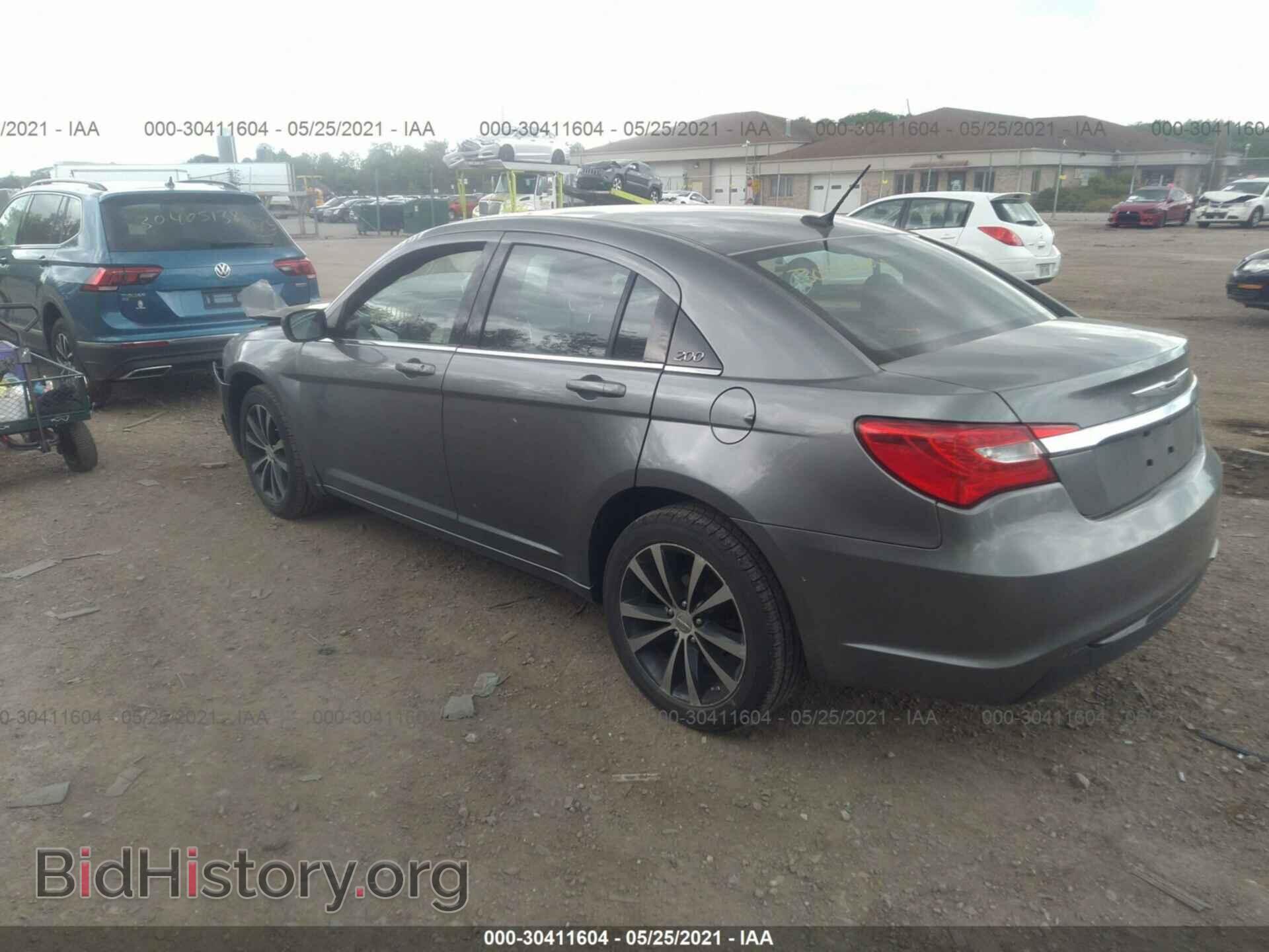 2013 CHRYSLER 200 - VIN: 1C3CCBBB1DN540100 - Фото 3