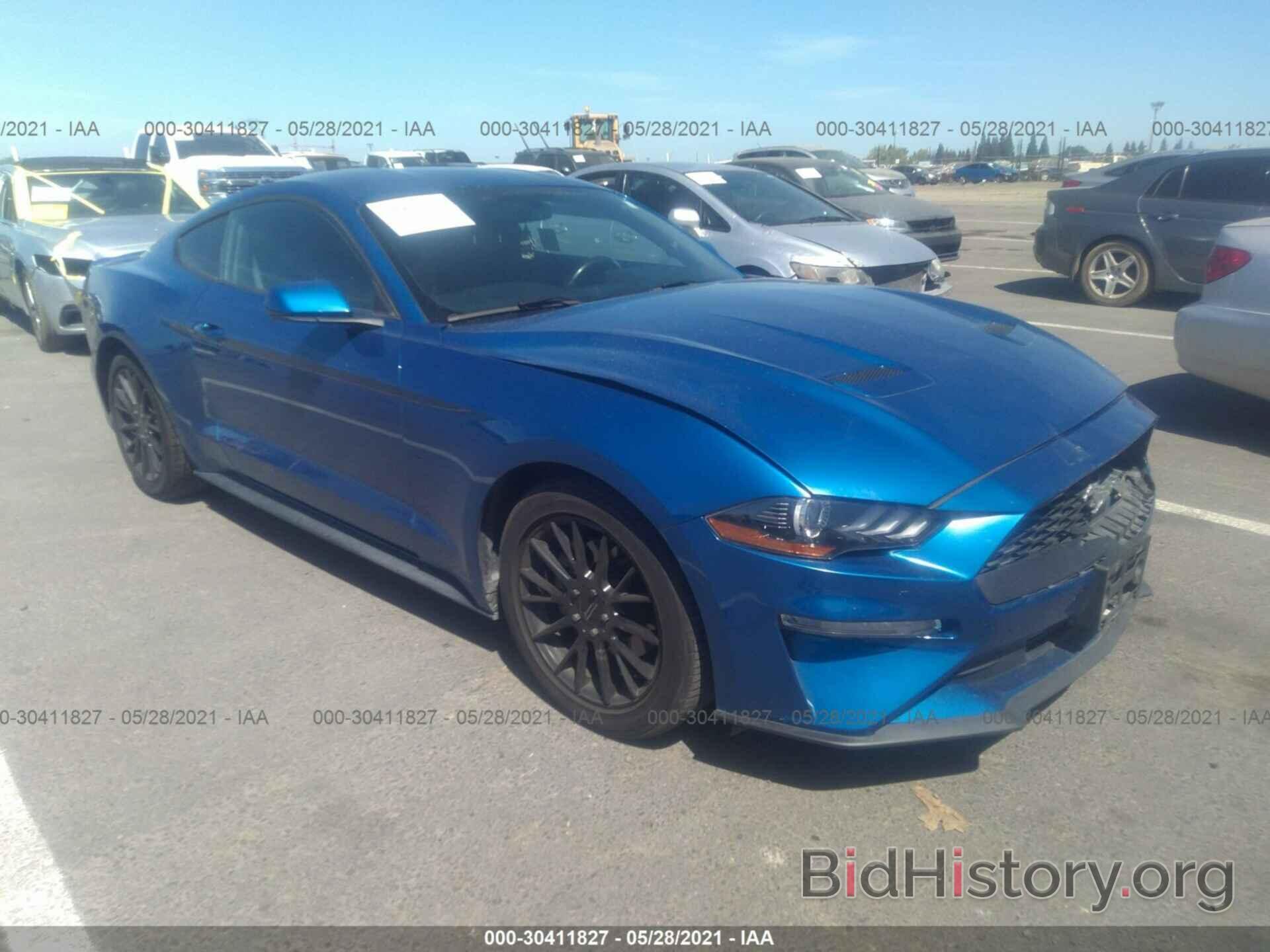 Photo 1FA6P8TH9J5163889 - FORD MUSTANG 2018