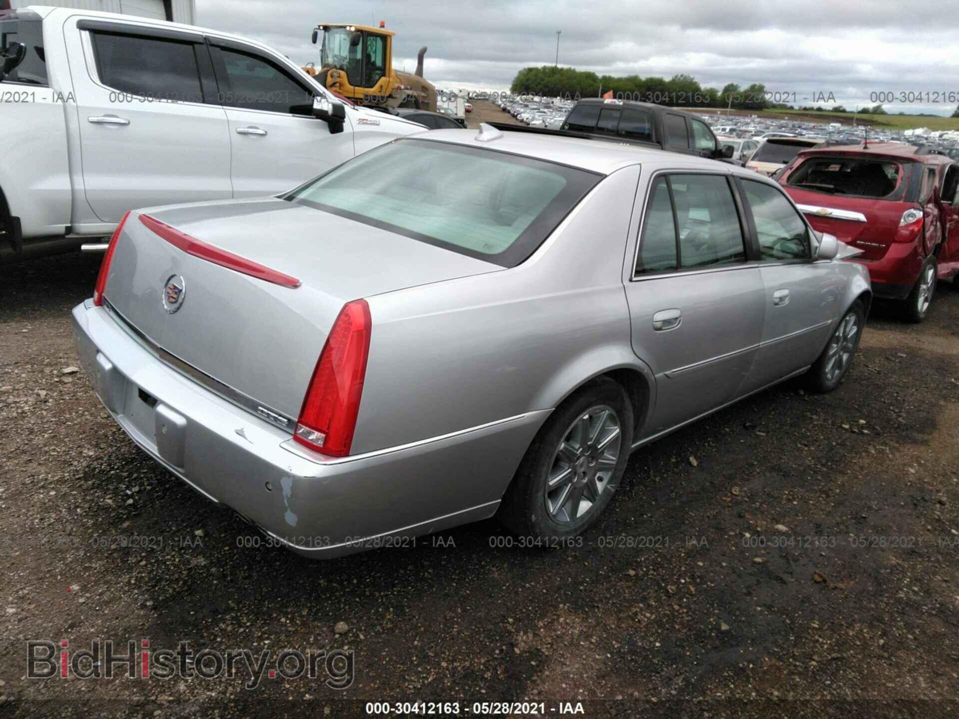 2011 CADILLAC DTS - VIN: 1G6KH5E63BU111815 - Фото 4