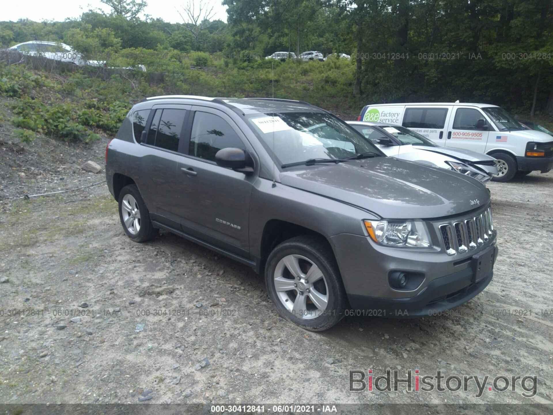 Photo 1C4NJDBBXCD603804 - JEEP COMPASS 2012