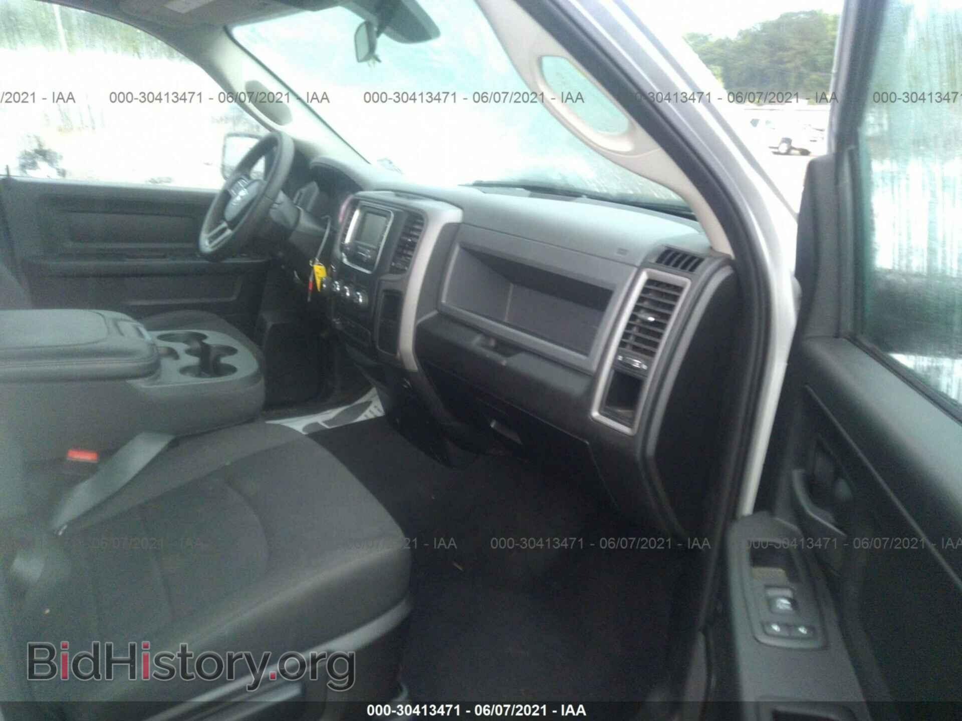 2019 RAM 1500 CLASSIC - VIN: 1C6RR7FT2KS518830 - Фото 5