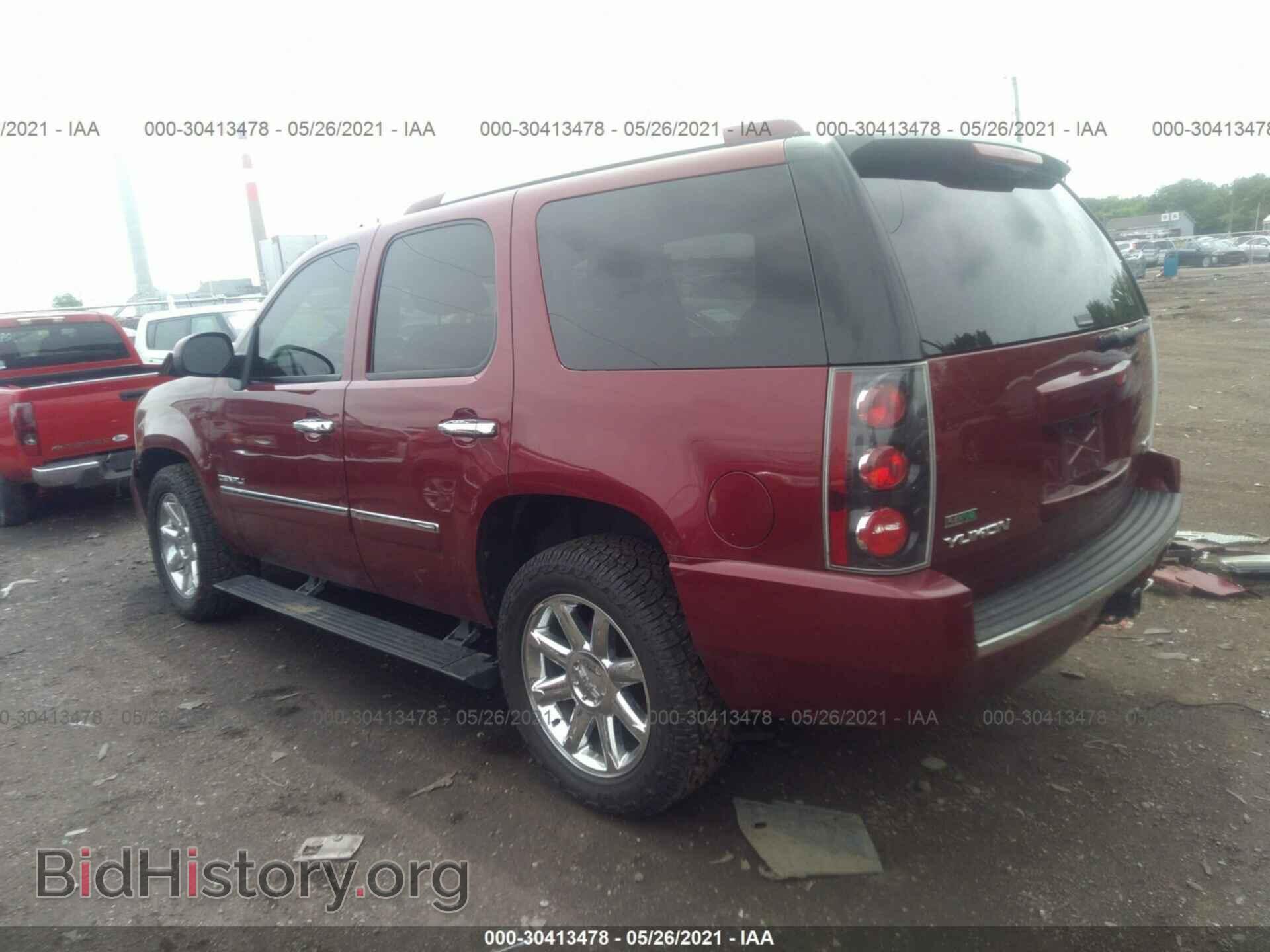 2011 GMC YUKON - VIN: 1GKS2EEF2BR120690 - Photo 3