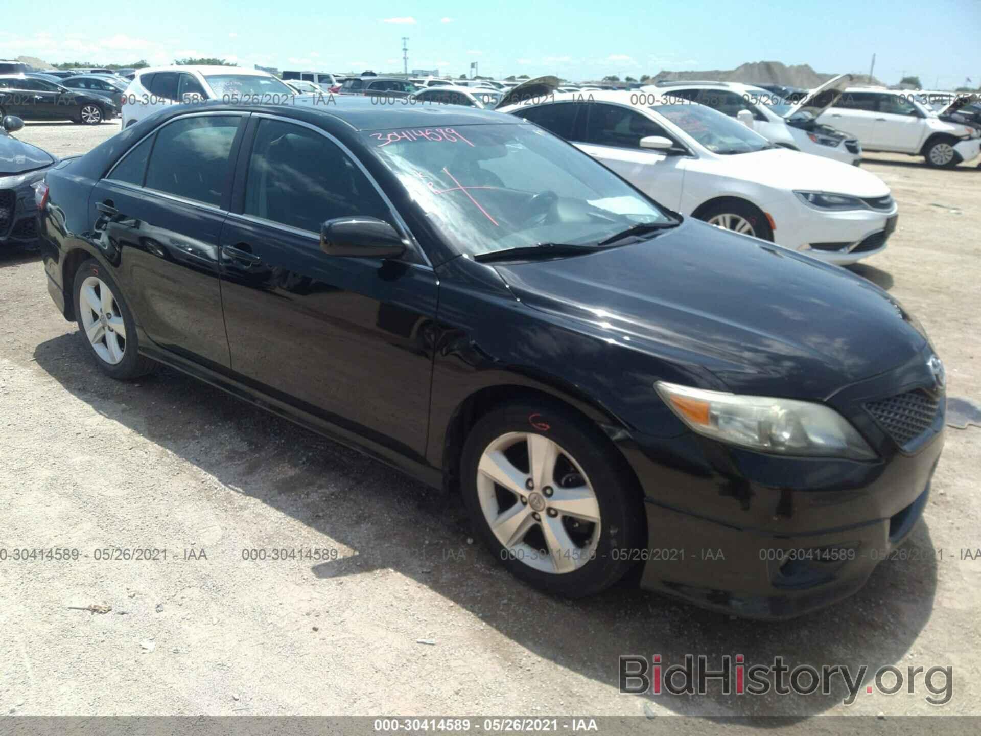 Photo 4T1BF3EK6BU155792 - TOYOTA CAMRY 2011