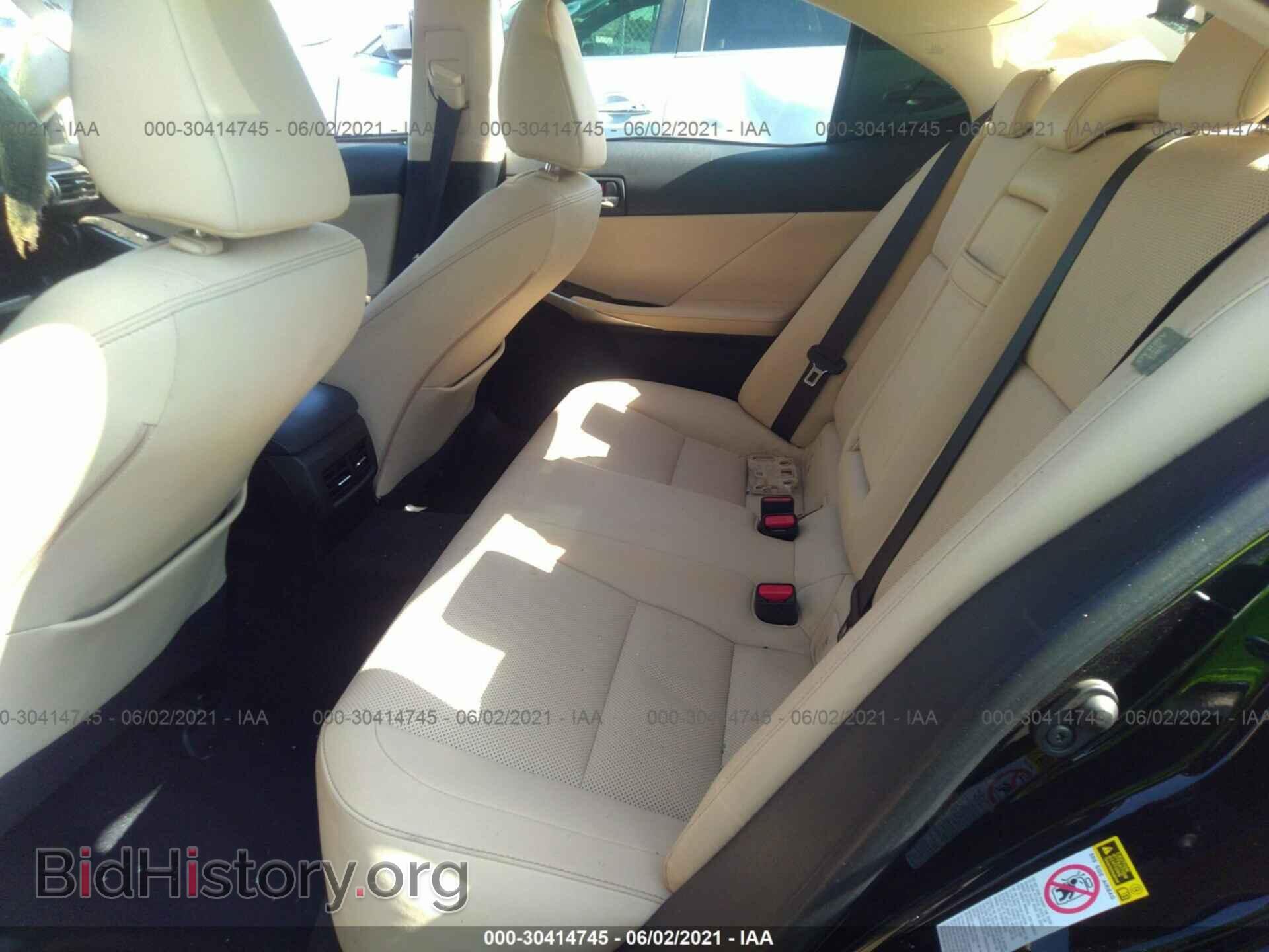 2016 LEXUS IS 200T - VIN: JTHBA1D27G5031118 - Фото 8