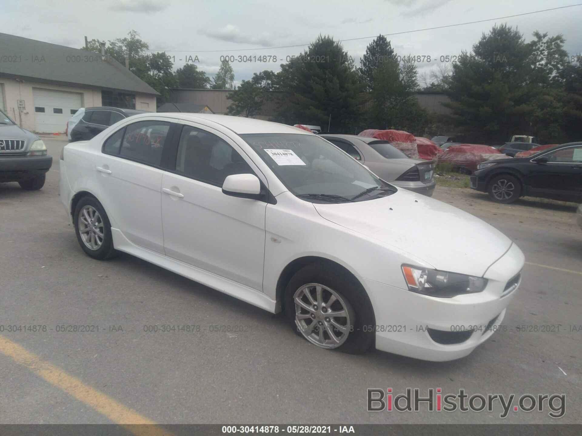 Photo JA32U2FU1BU019136 - MITSUBISHI LANCER 2011