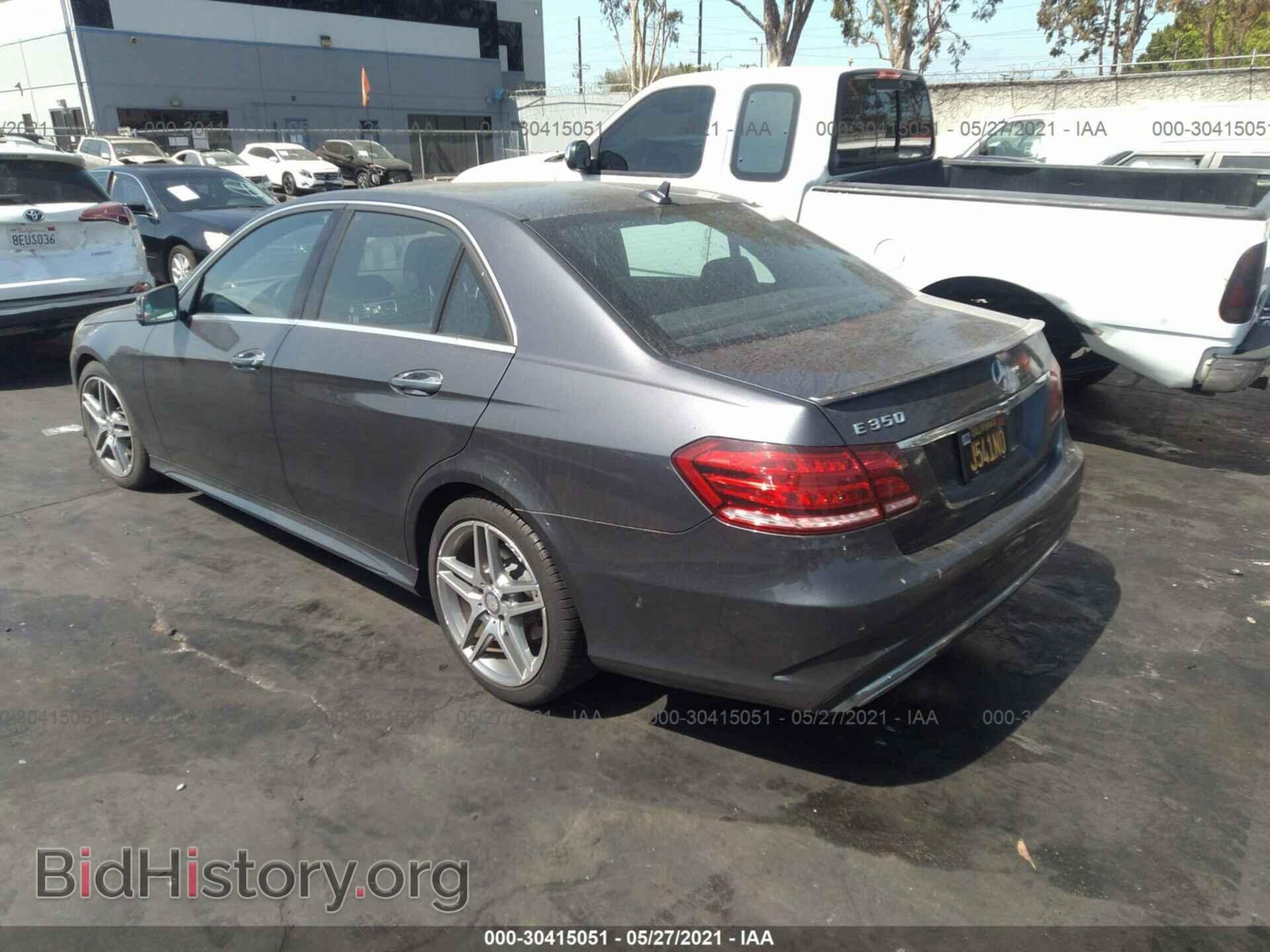 2014 MERCEDES-BENZ E-CLASS - VIN: WDDHF5KB8EA986477 - Фото 3