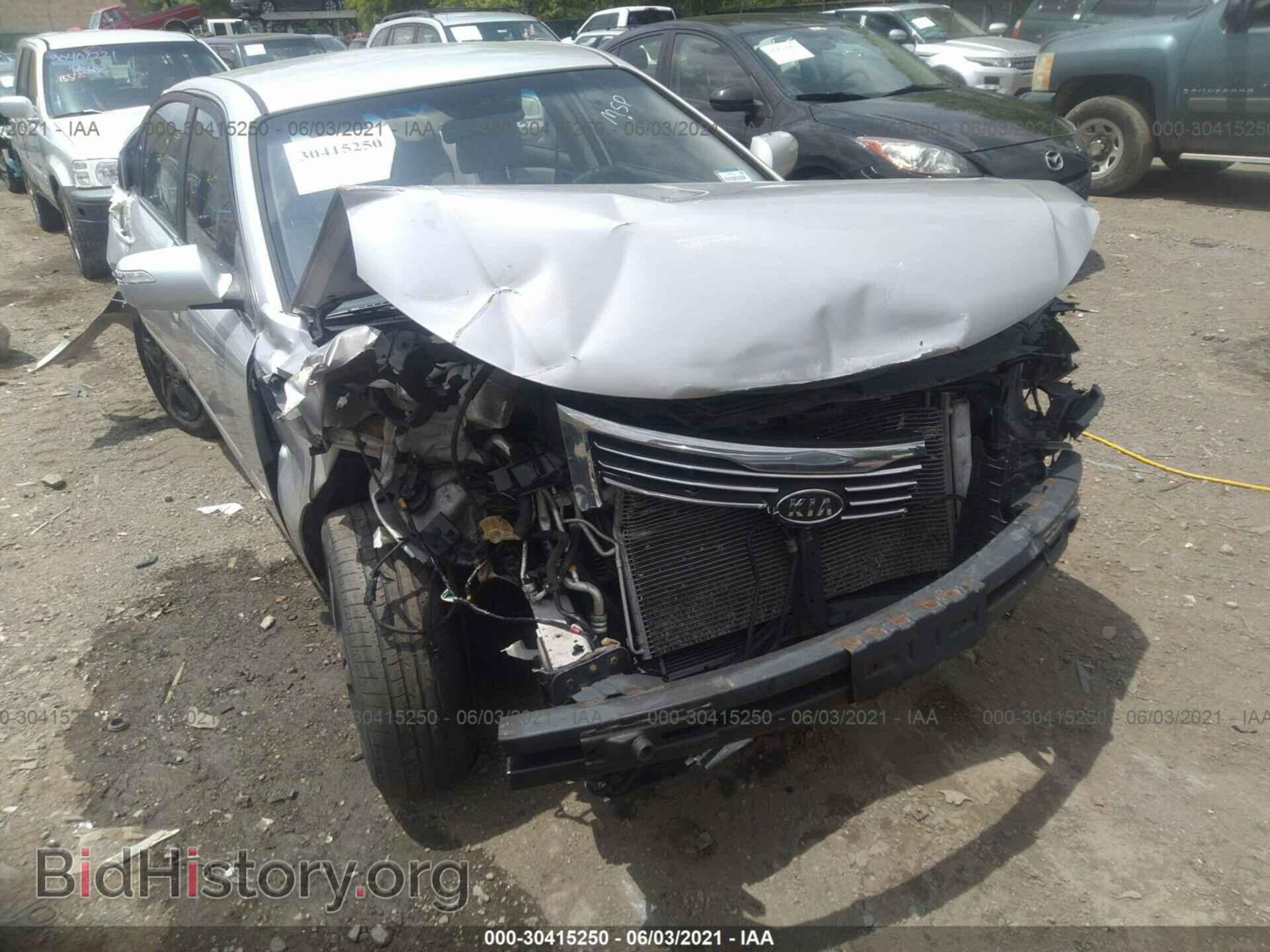 2009 KIA OPTIMA - VIN: KNAGE228095303288 - Фото 6