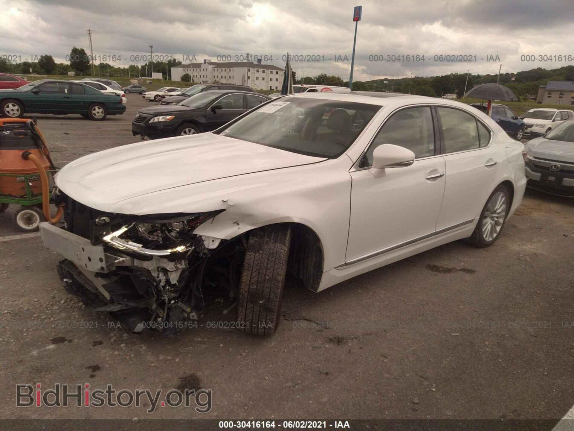 2014 LEXUS LS 460 - VIN: JTHCL5EF8E5021184 - Photo 2