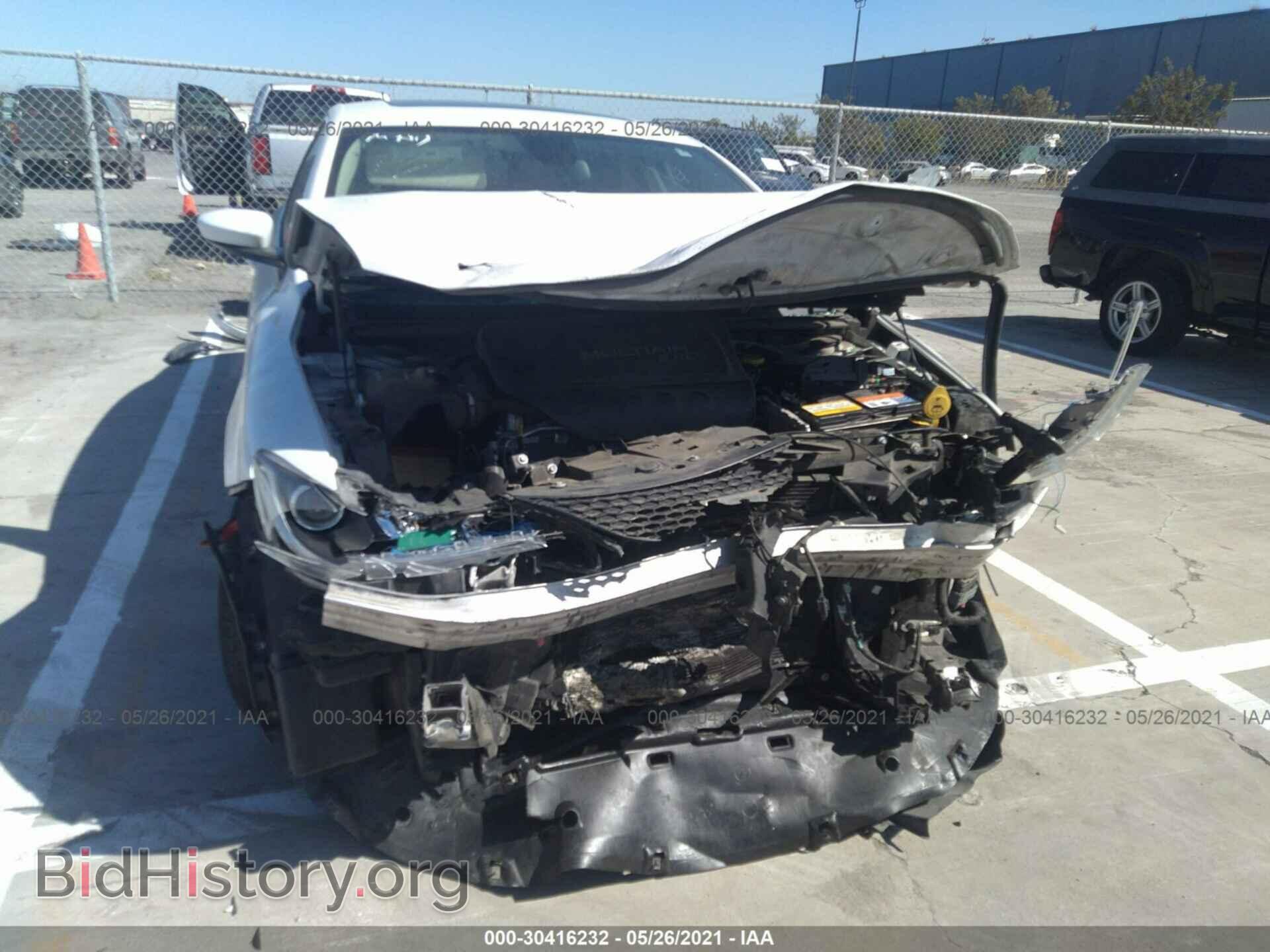 2016 CHRYSLER 200 - VIN: 1C3CCCAB7GN155622 - Фото 6
