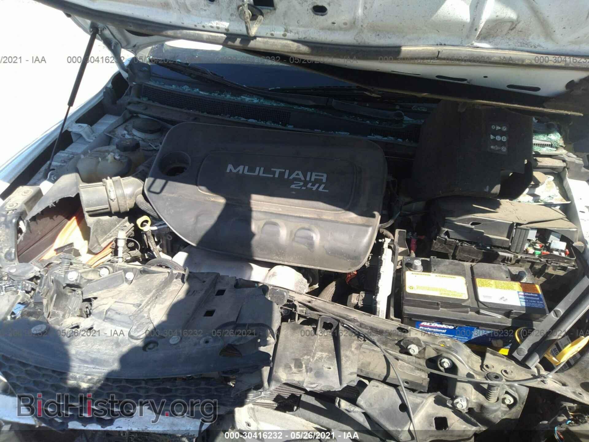 2016 CHRYSLER 200 - VIN: 1C3CCCAB7GN155622 - Фото 10