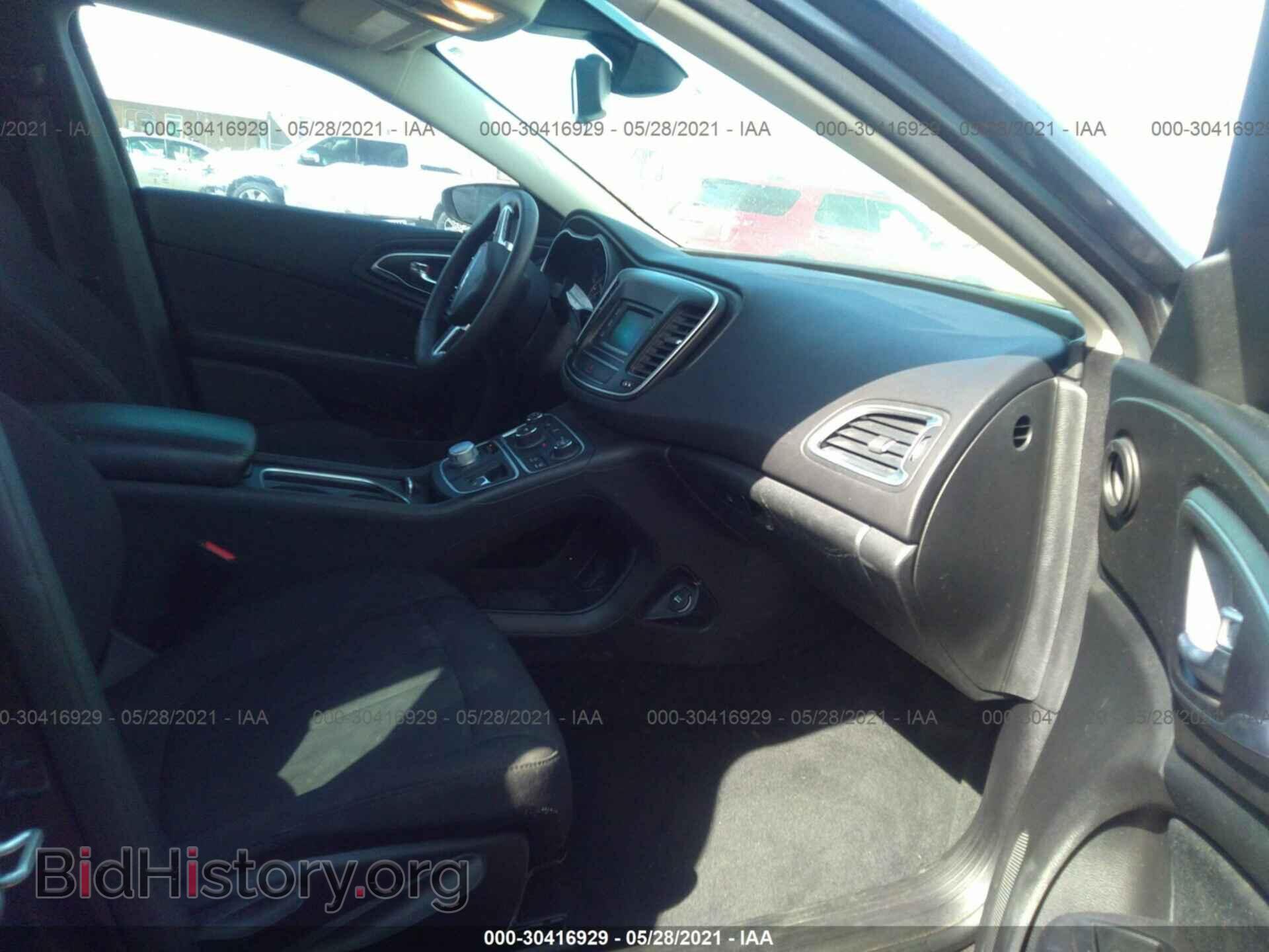 2016 CHRYSLER 200 - VIN: 1C3CCCFB1GN124763 - Фото 5