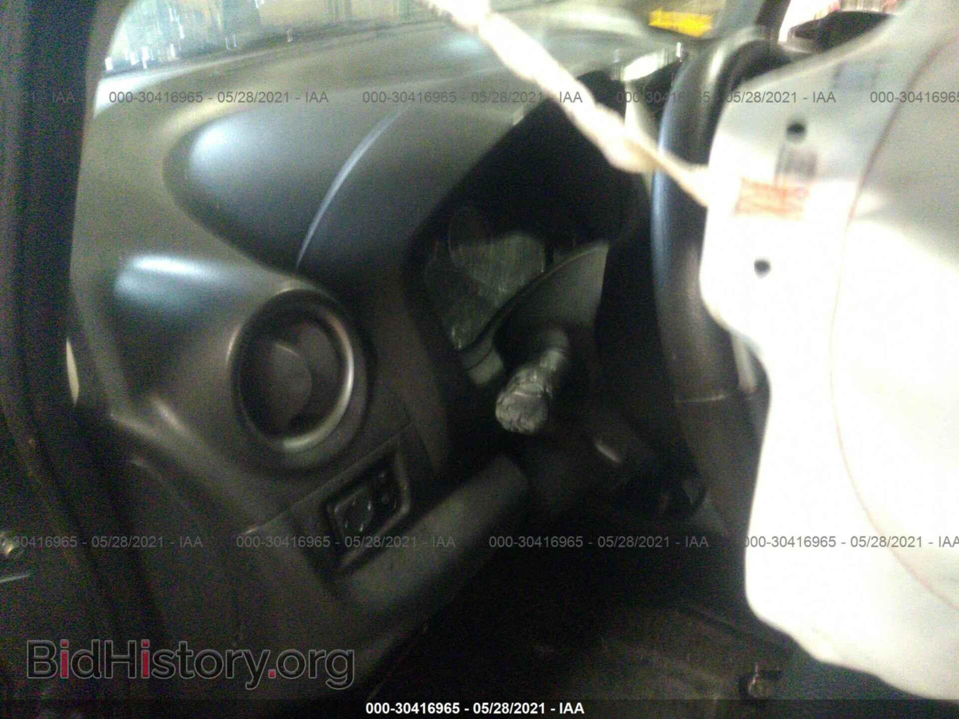 2016 NISSAN VERSA NOTE - VIN: 3N1CE2CP4GL390457 - Фото 7