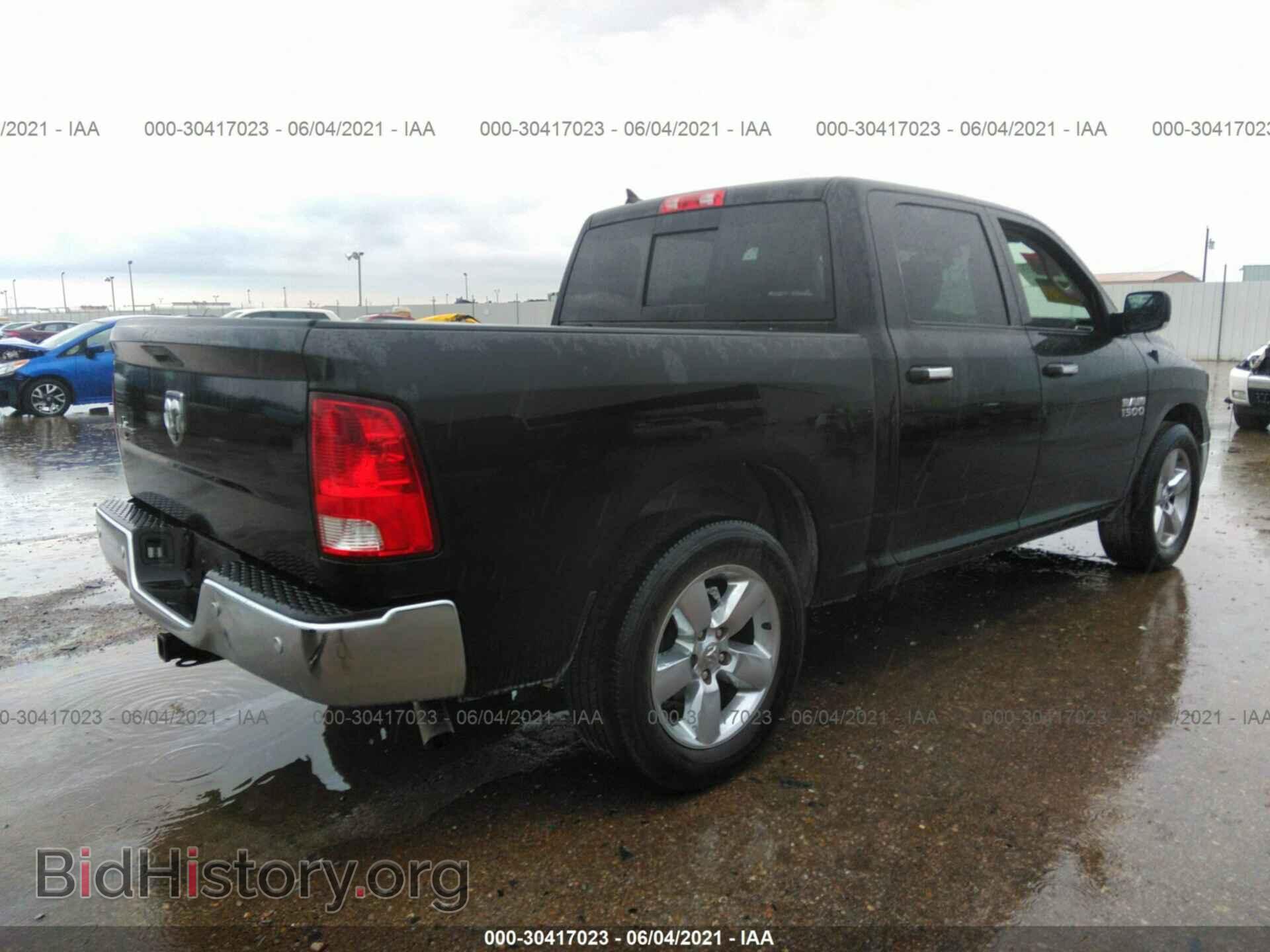 2017 RAM 1500 - VIN: 1C6RR6LG6HS592052 - Photo 4