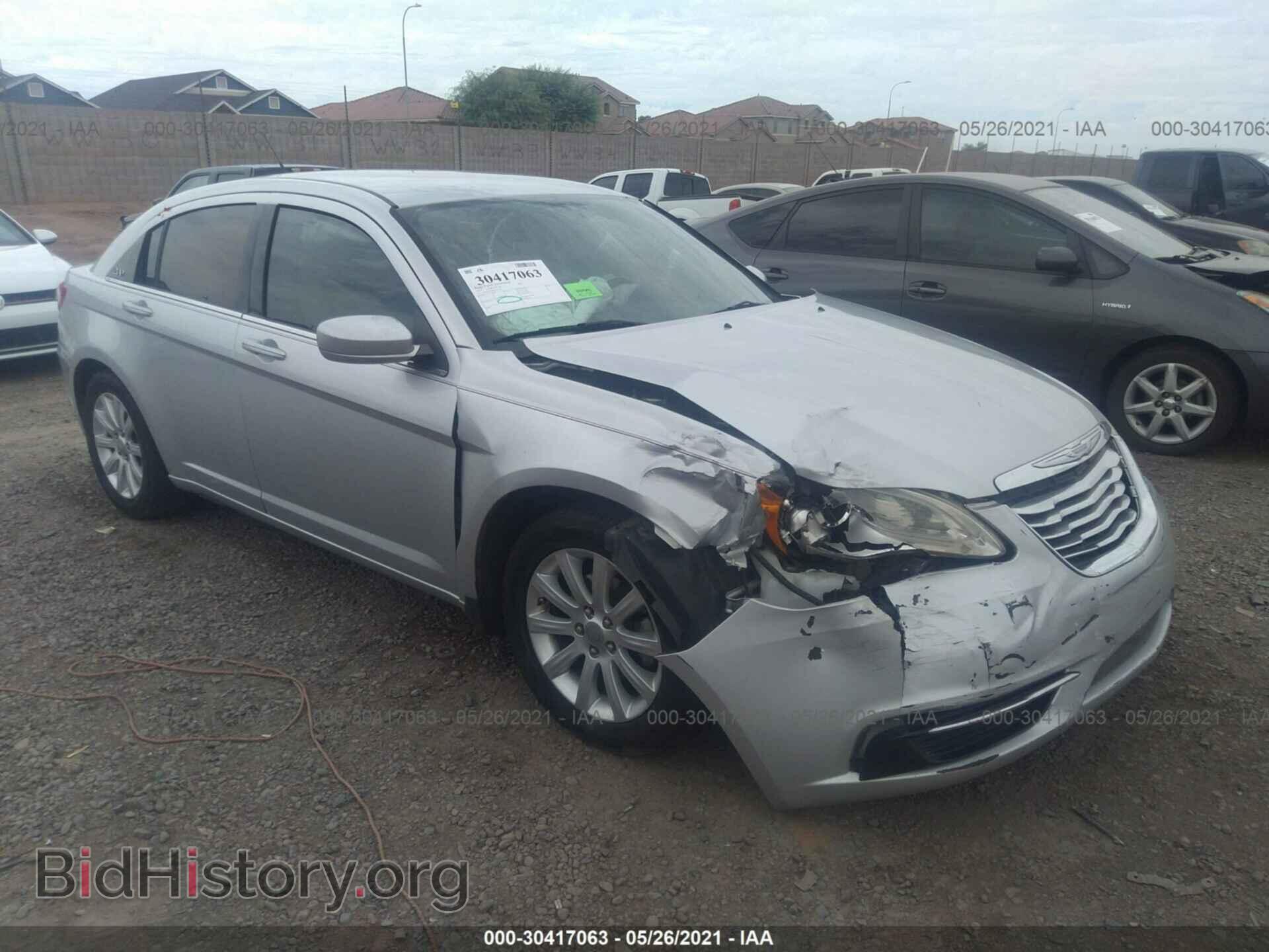 Фотография 1C3BC1FG7BN511354 - CHRYSLER 200 2011