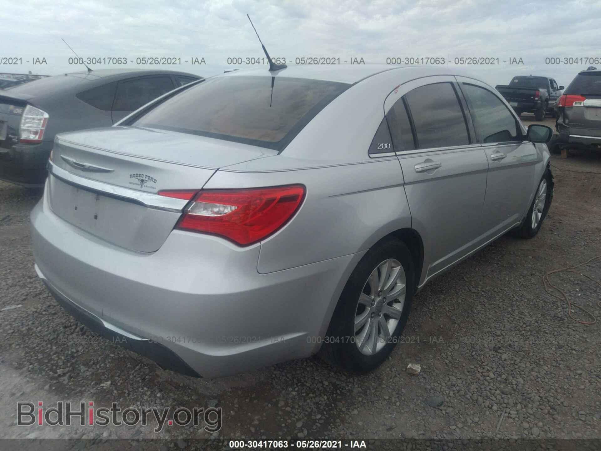 2011 CHRYSLER 200 - VIN: 1C3BC1FG7BN511354 - Фото 4