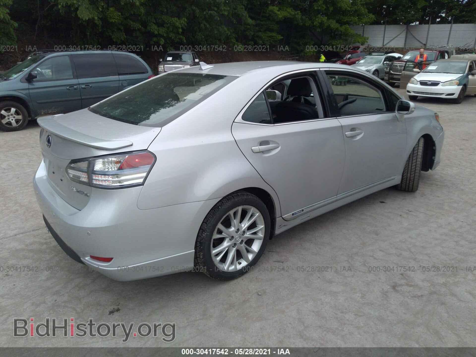 2010 LEXUS HS 250H - VIN: JTHBB1BA2A2000746 - Photo 4