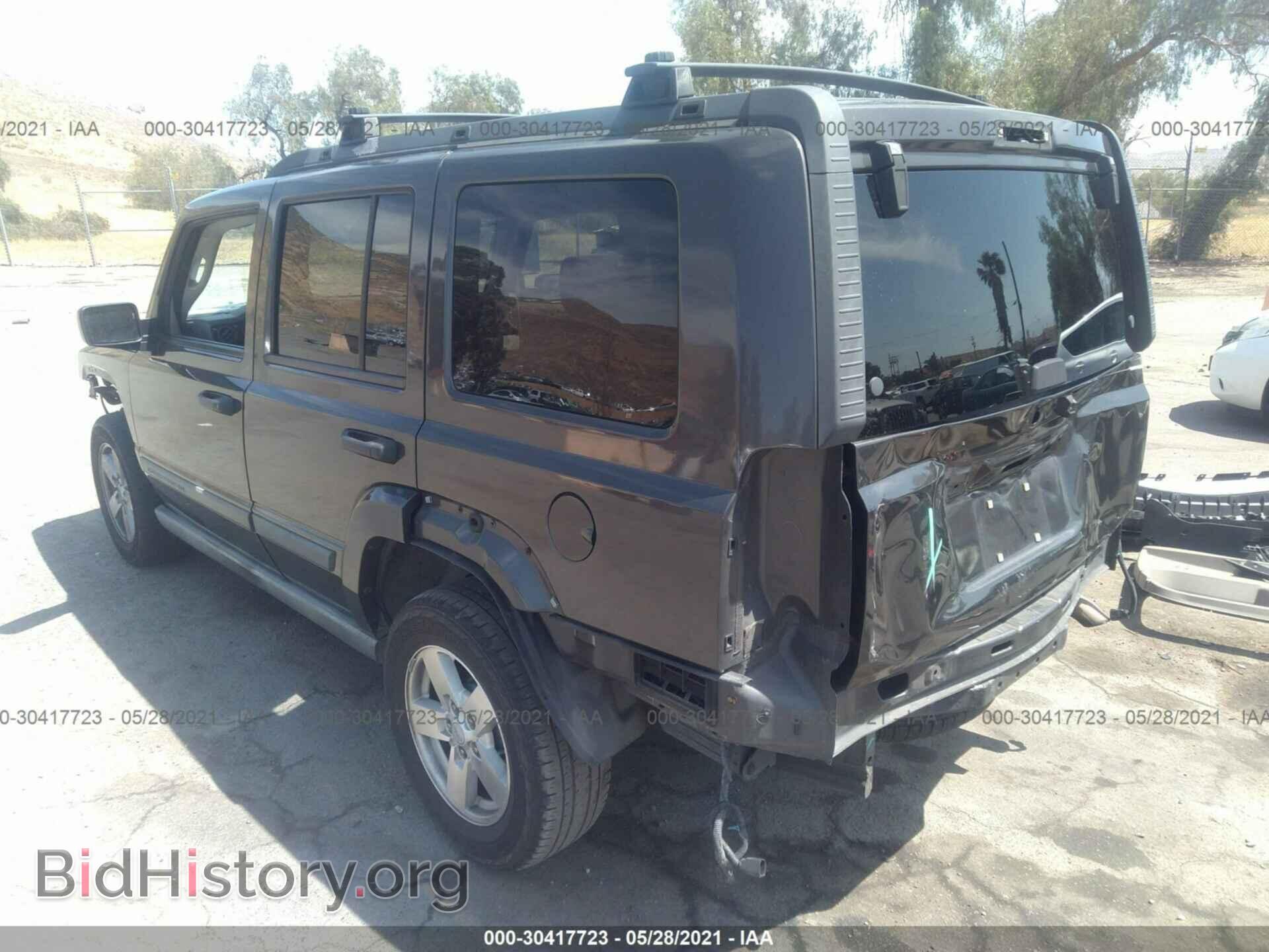 2006 JEEP COMMANDER - VIN: 1J8HH48NX6C106961 - Photo 3