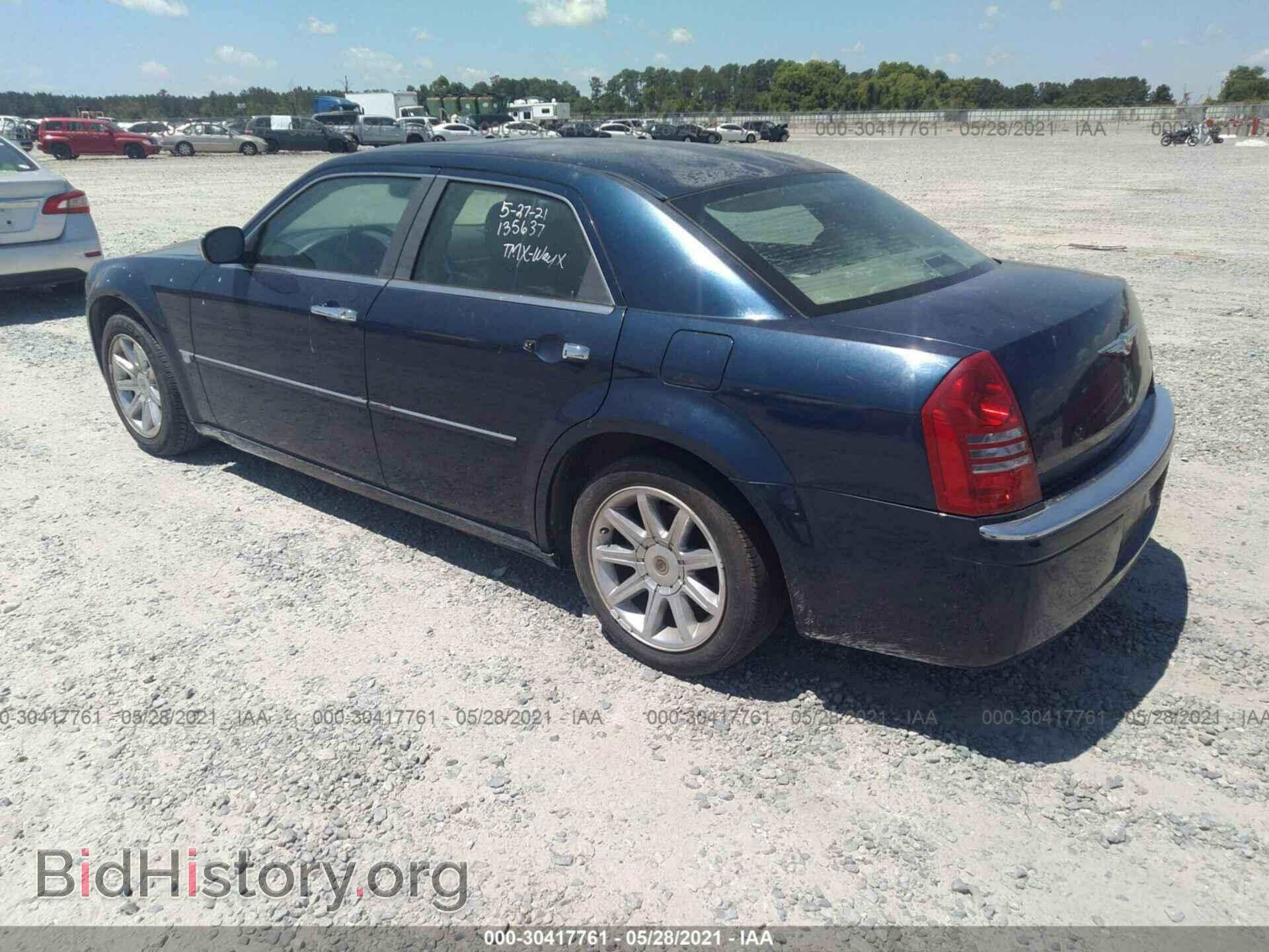 2006 CHRYSLER 300 - VIN: 2C3LA63H86H135637 - Фото 3
