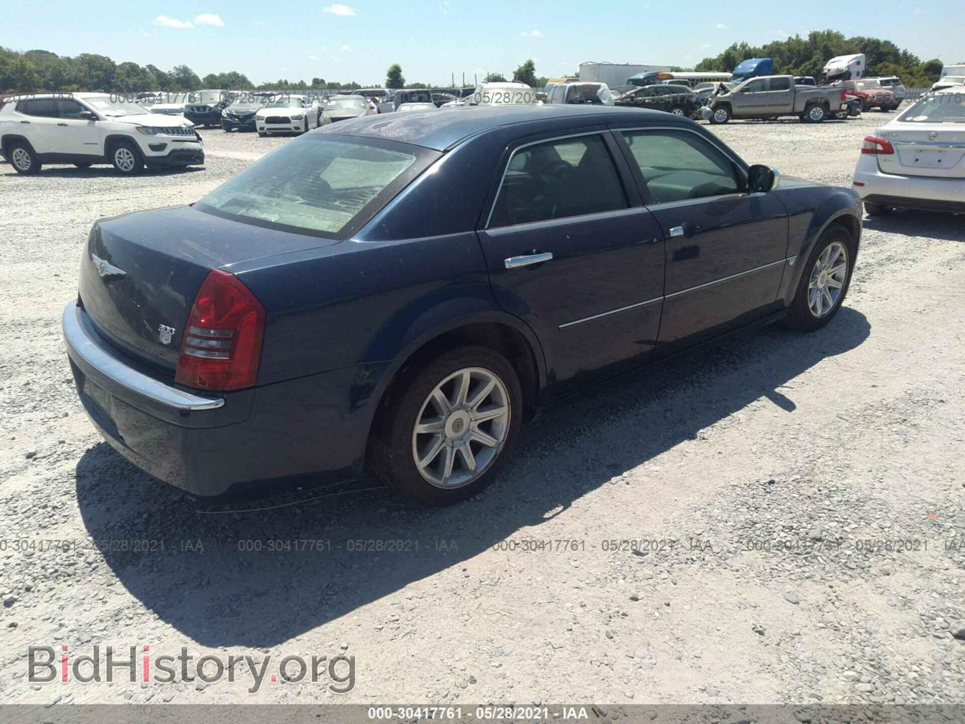 2006 CHRYSLER 300 - VIN: 2C3LA63H86H135637 - Фото 4