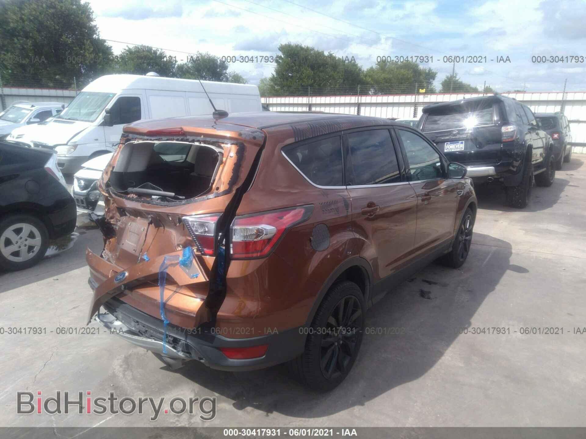 2017 FORD ESCAPE - VIN: 1FMCU0GD0HUA54523 - Фото 4