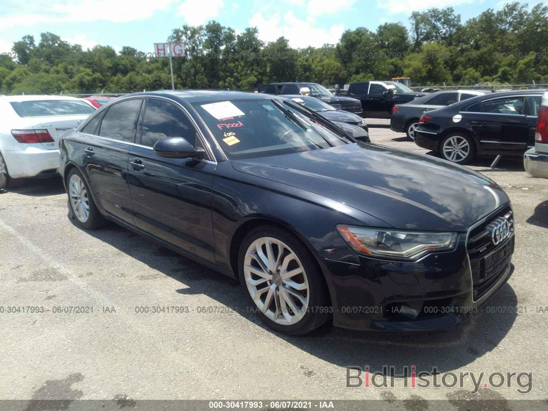 Photo WAUGFAFC5DN069261 - AUDI A6 2013