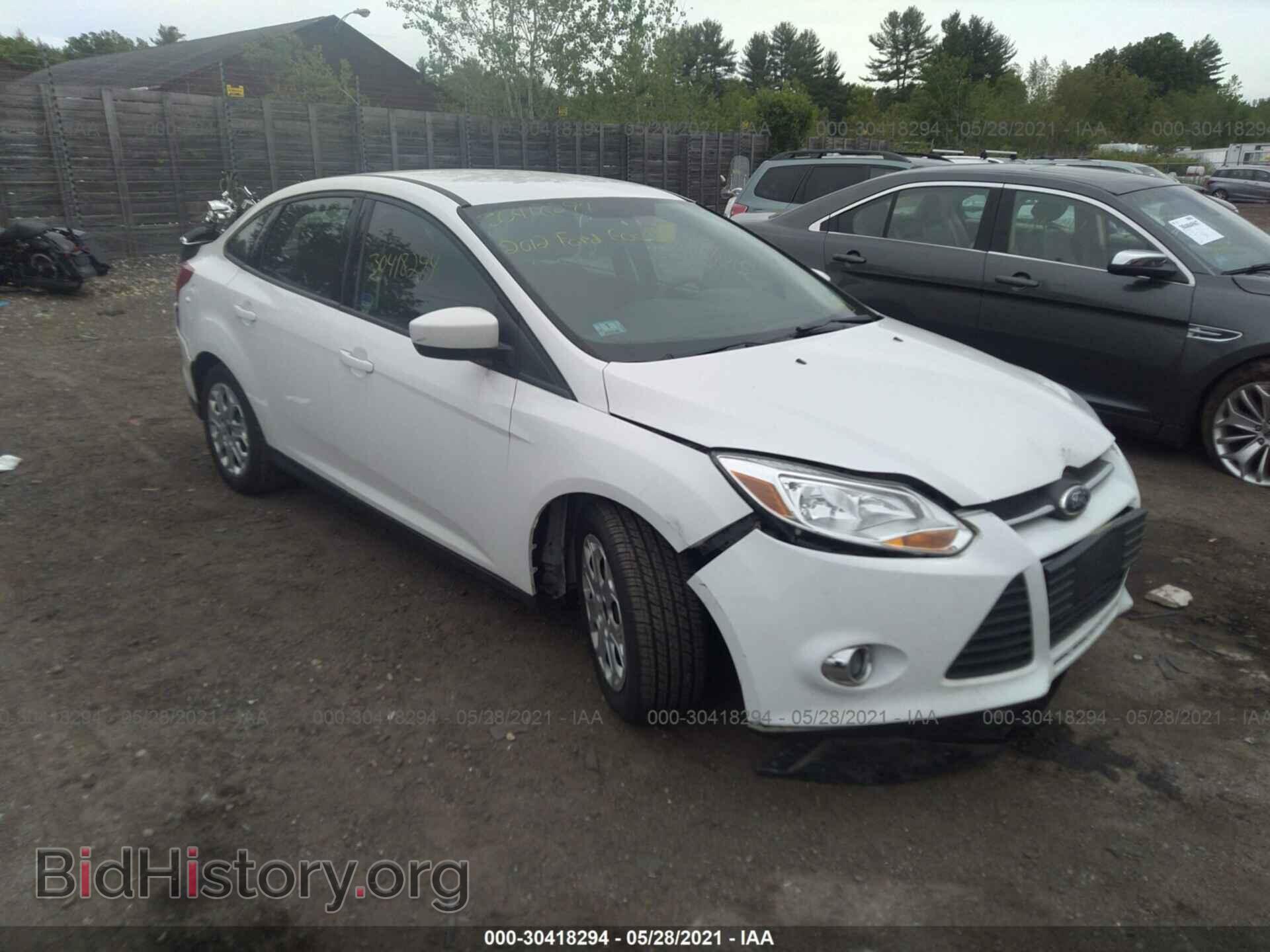 Photo 1FAHP3F28CL454482 - FORD FOCUS 2012