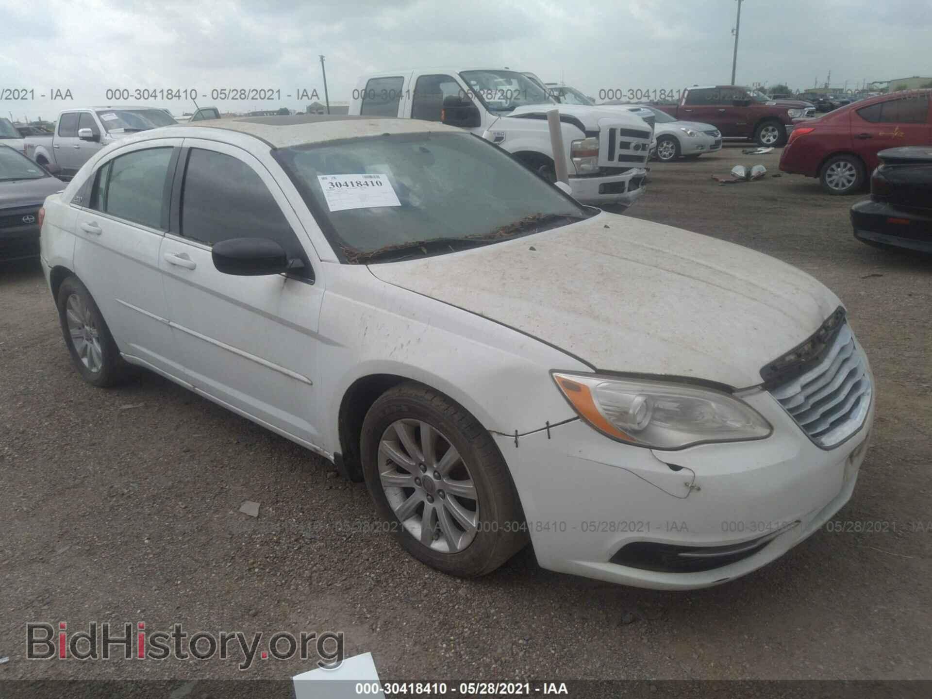 Фотография 1C3CCBBG5DN678718 - CHRYSLER 200 2013